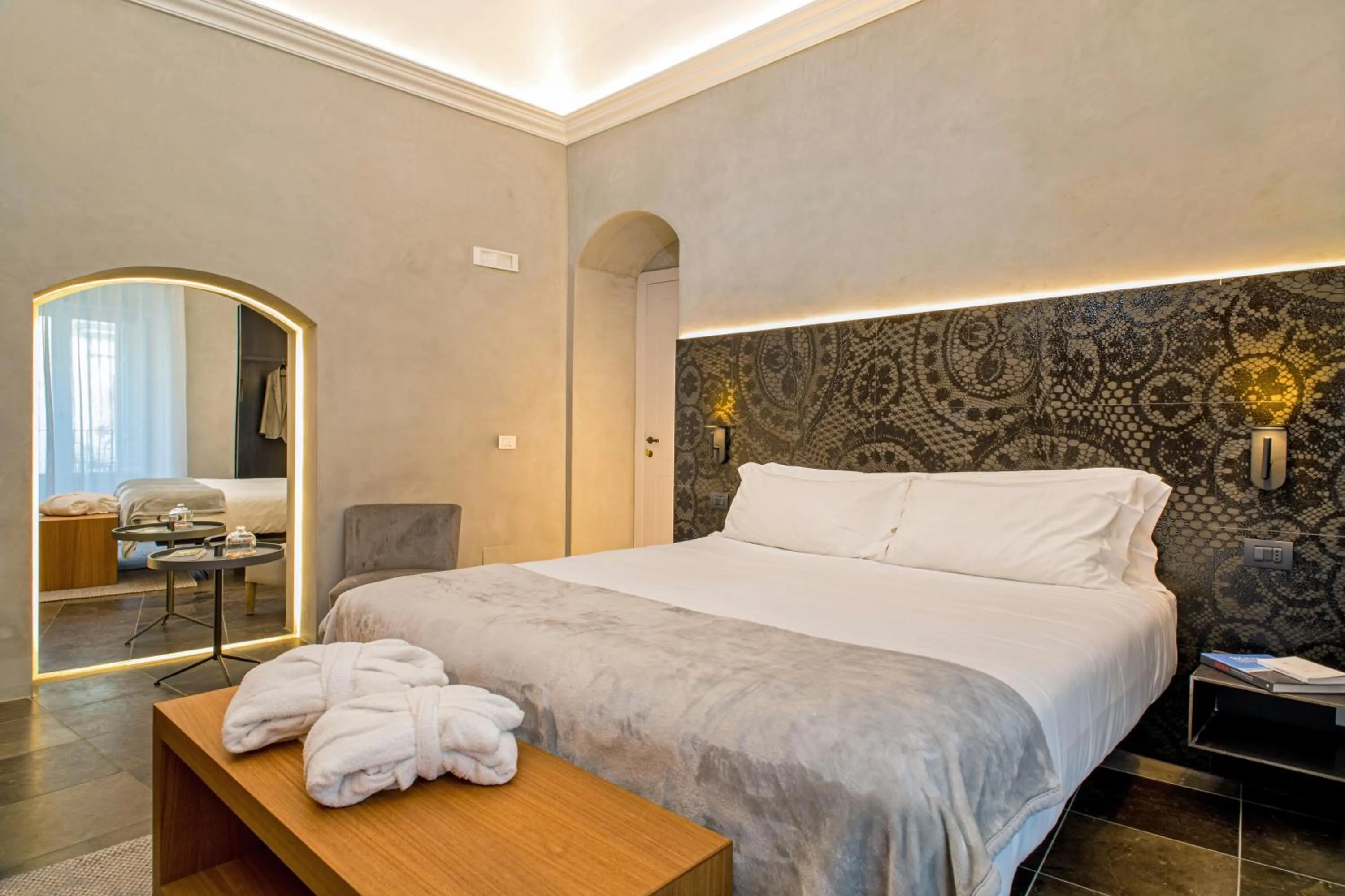 Photo of the whole room, Bed in Locanda Don Serafino Historical Boutique Hotel