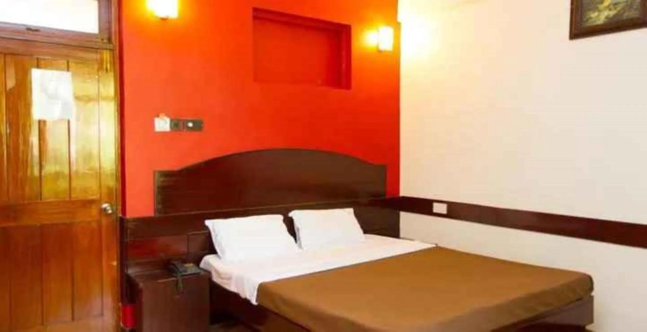 Bedroom, Bed in Swimsea Beach Resort, A Beach Property