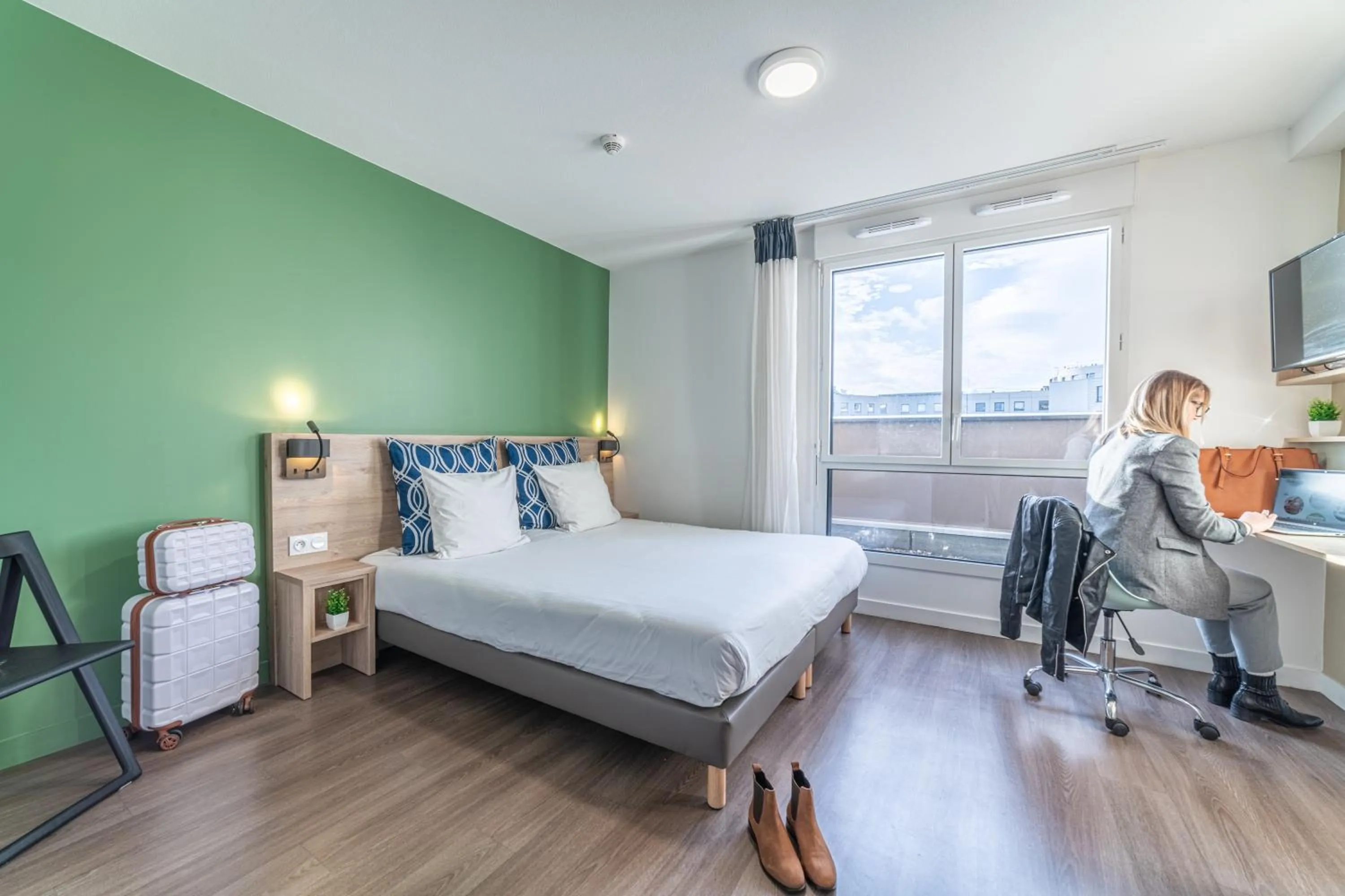 Bed in Break & Home Clermont-Ferrand - Les Carmes Dechaux Appart'Hôtel