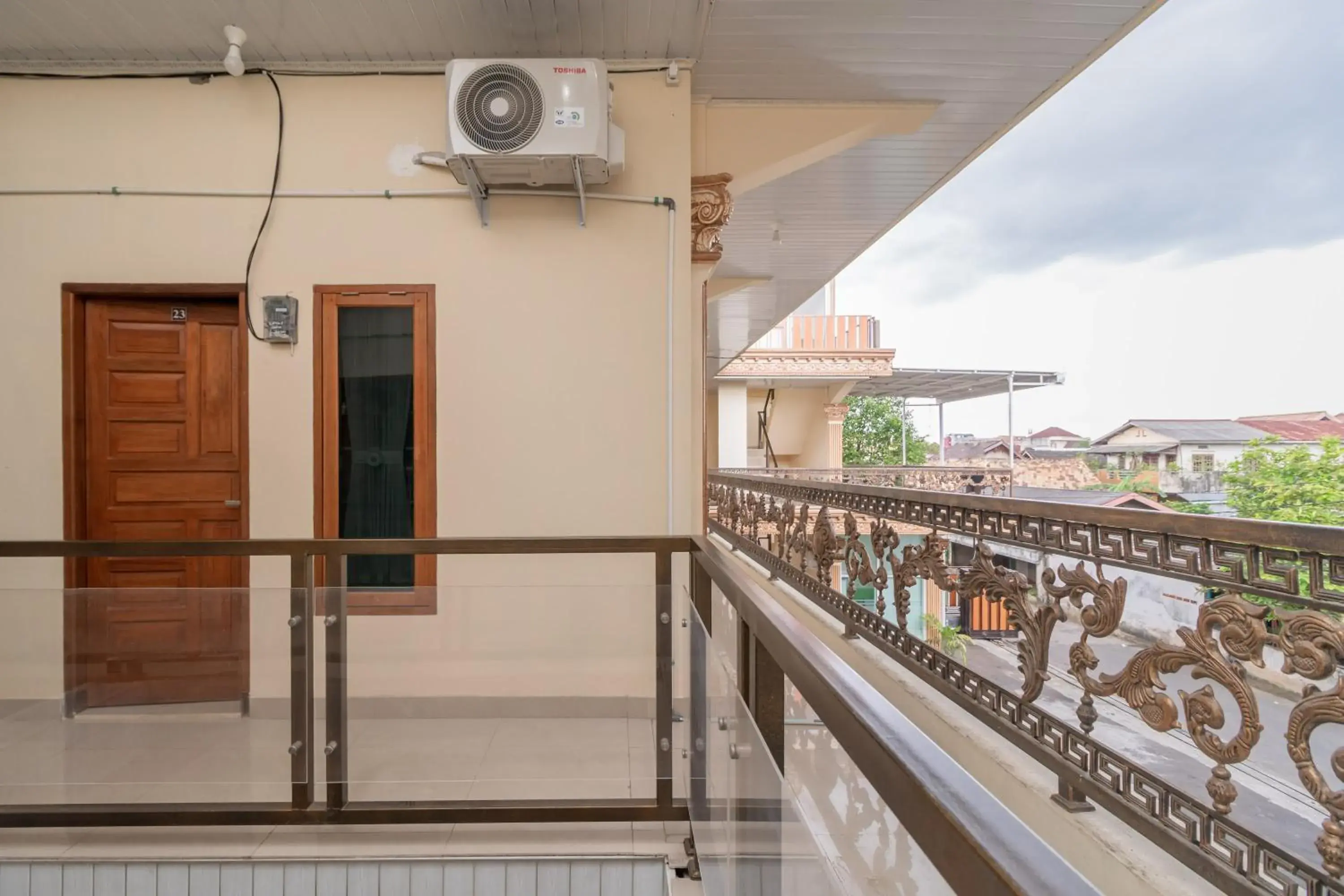 Property building in Urbanview Hotel Salsabilah Palembang by RedDoorz Property building in Urbanview Hotel Salsabilah Palembang by RedDoorz