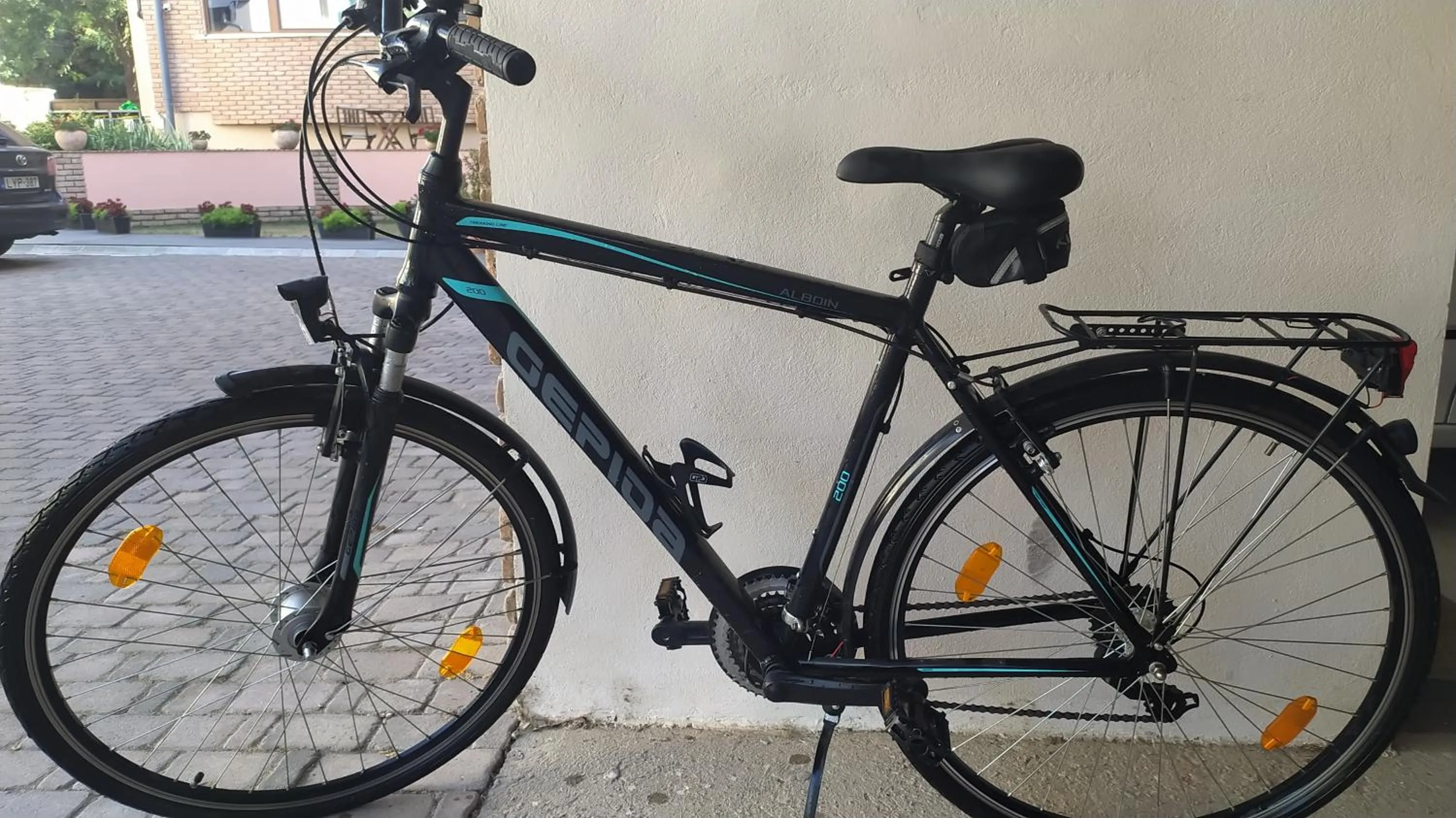 Cycling in La Vita Prémium Panzió