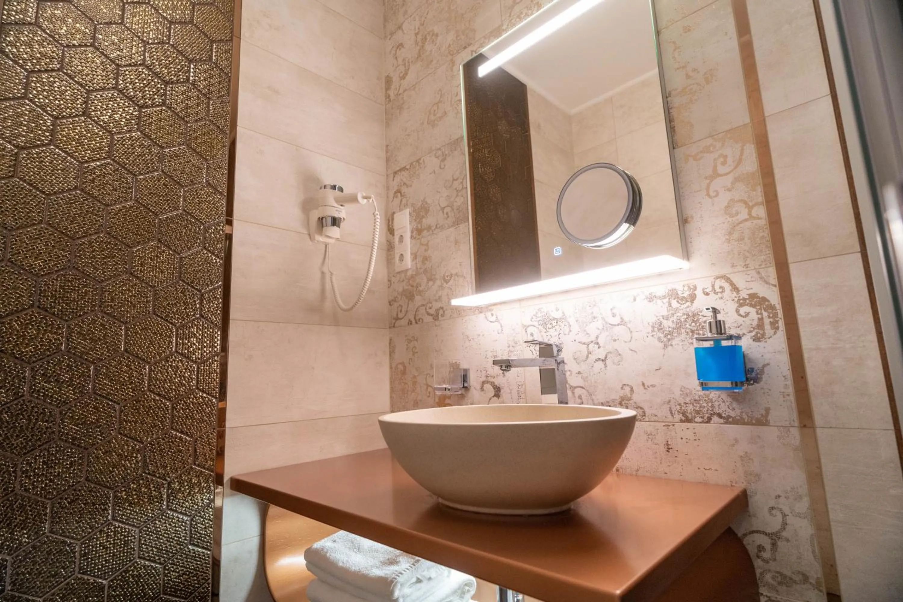 Bathroom in La Vita Prémium Panzió