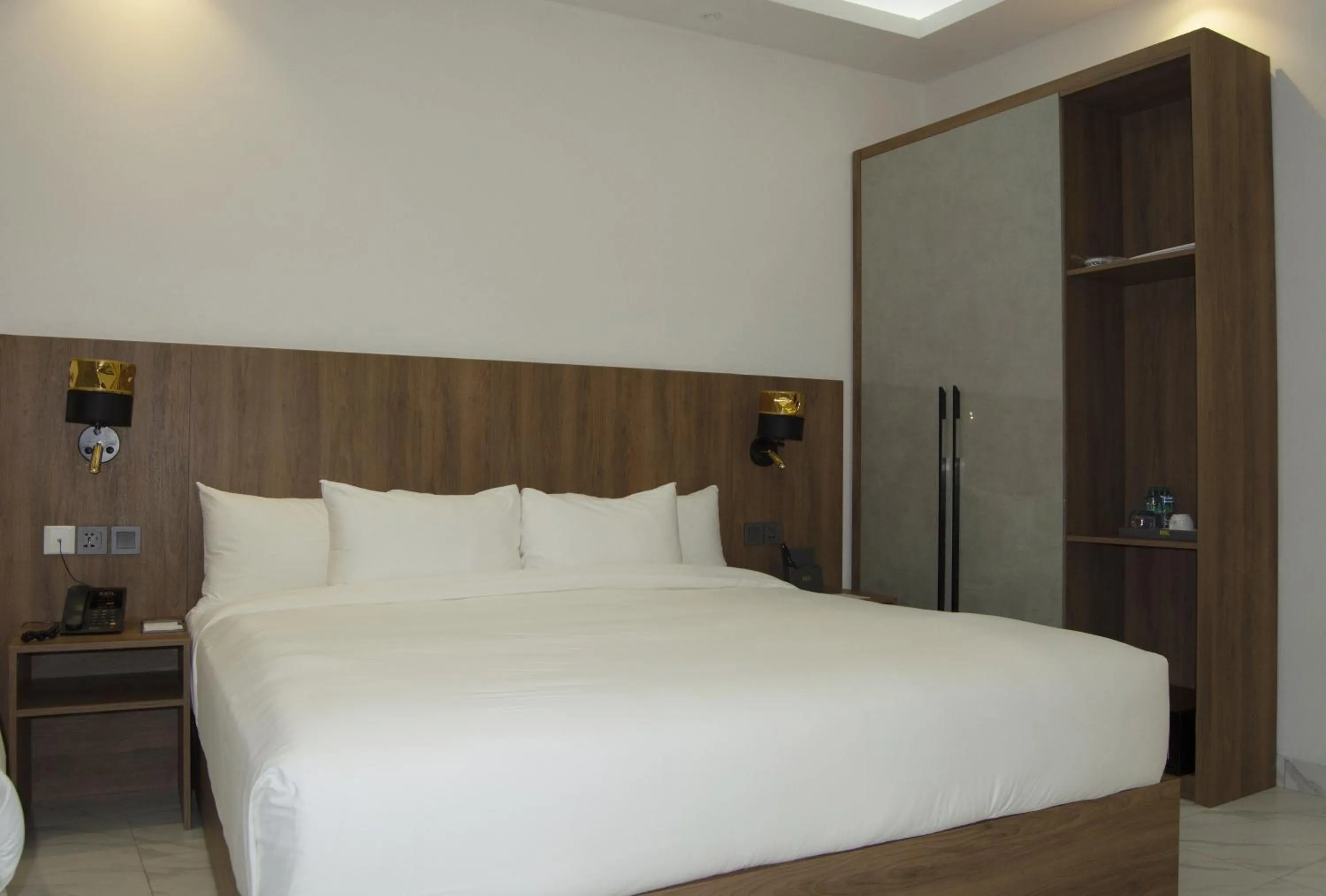 Bedroom, Bed in AXIL HÔTEL