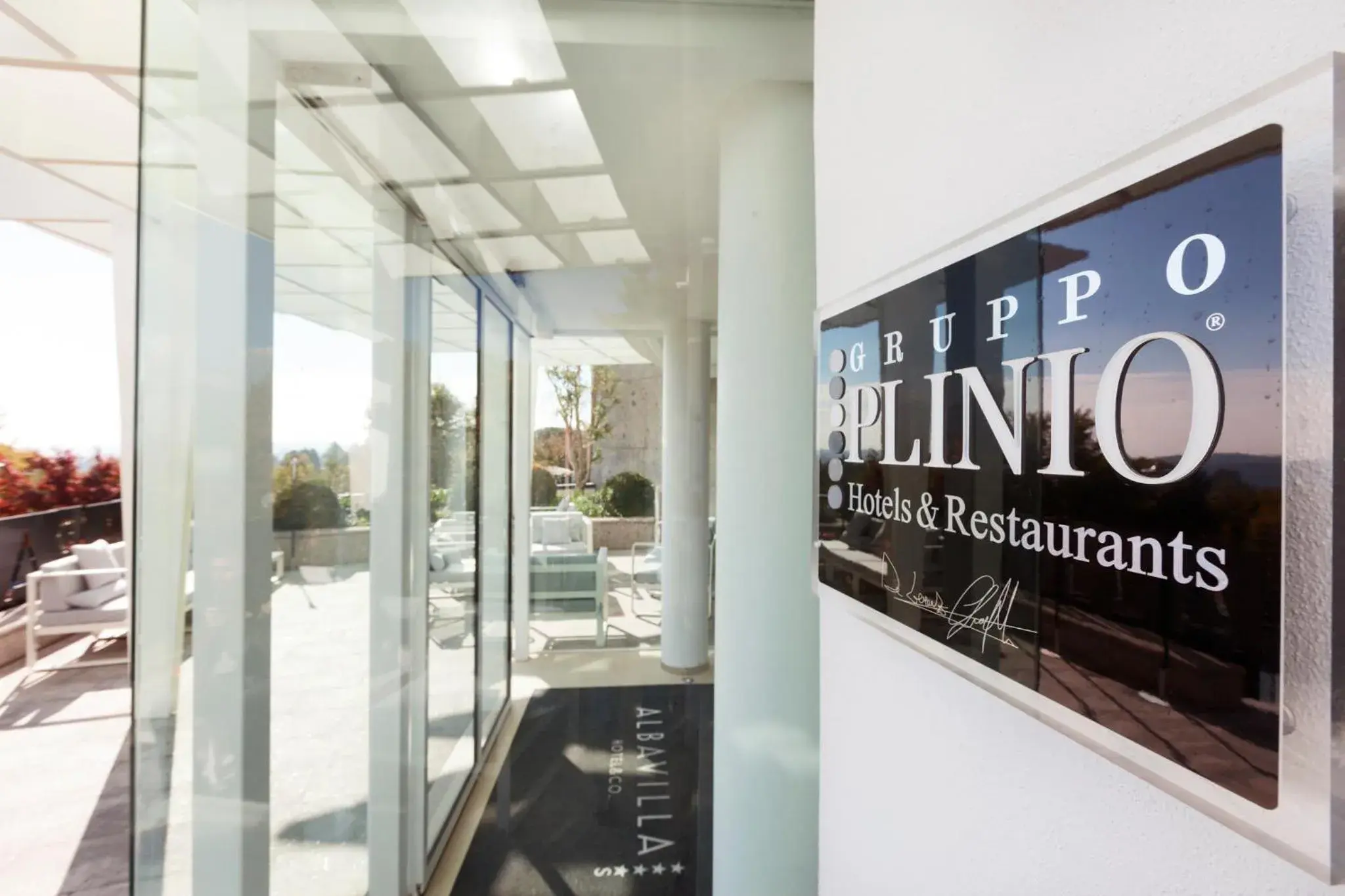 Lobby or reception in Albavilla Hotel & Co Lobby or reception in Albavilla Hotel & Co