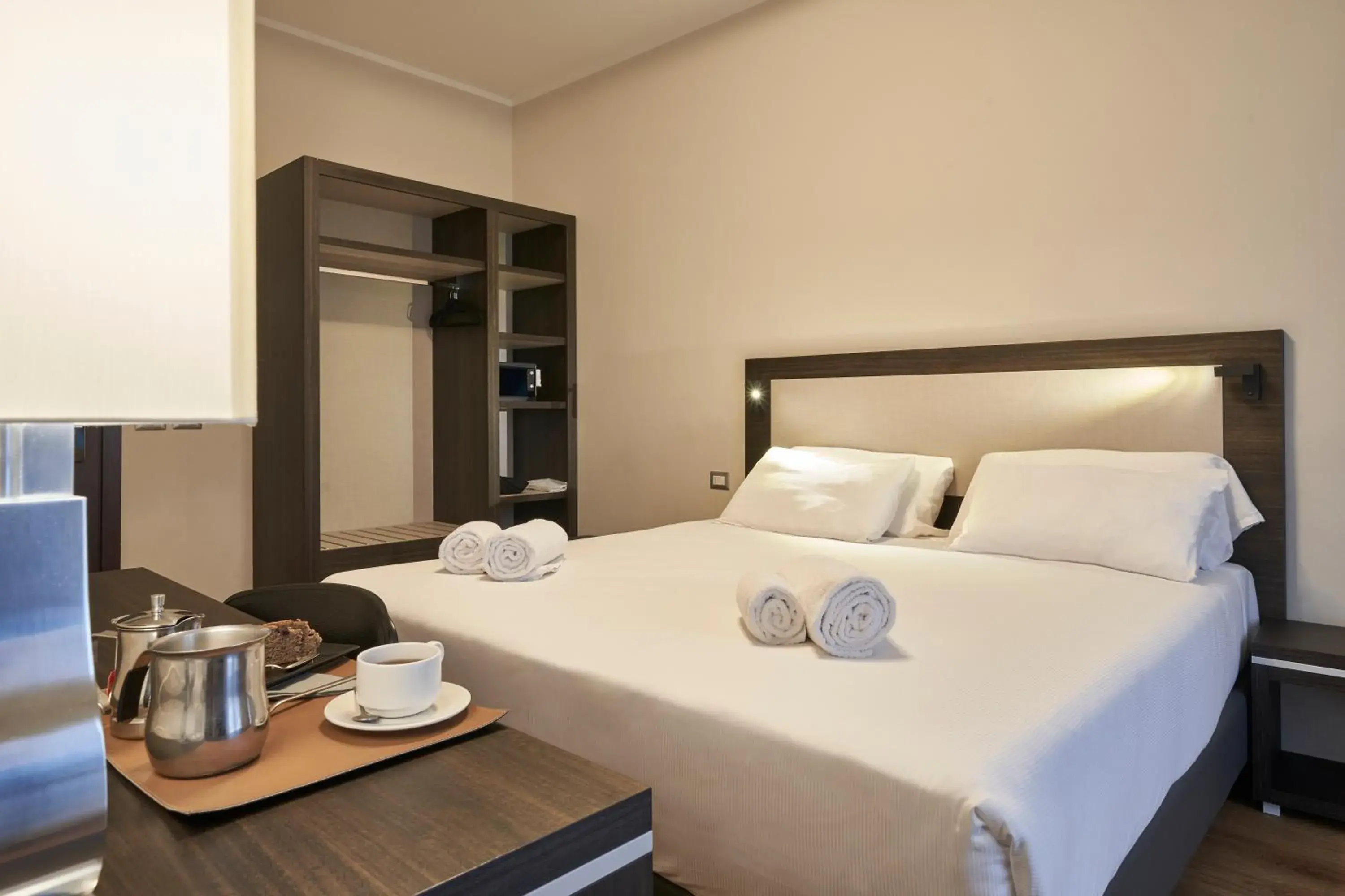 Bed in Hotel Leonardo da Vinci Bed in Hotel Leonardo da Vinci