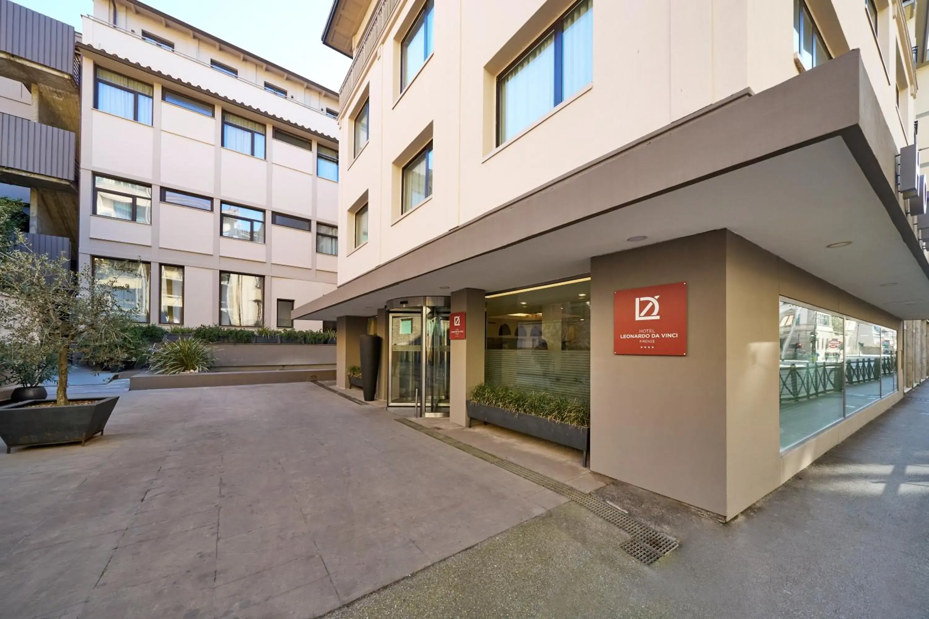 Property building in Hotel Leonardo da Vinci Property building in Hotel Leonardo da Vinci