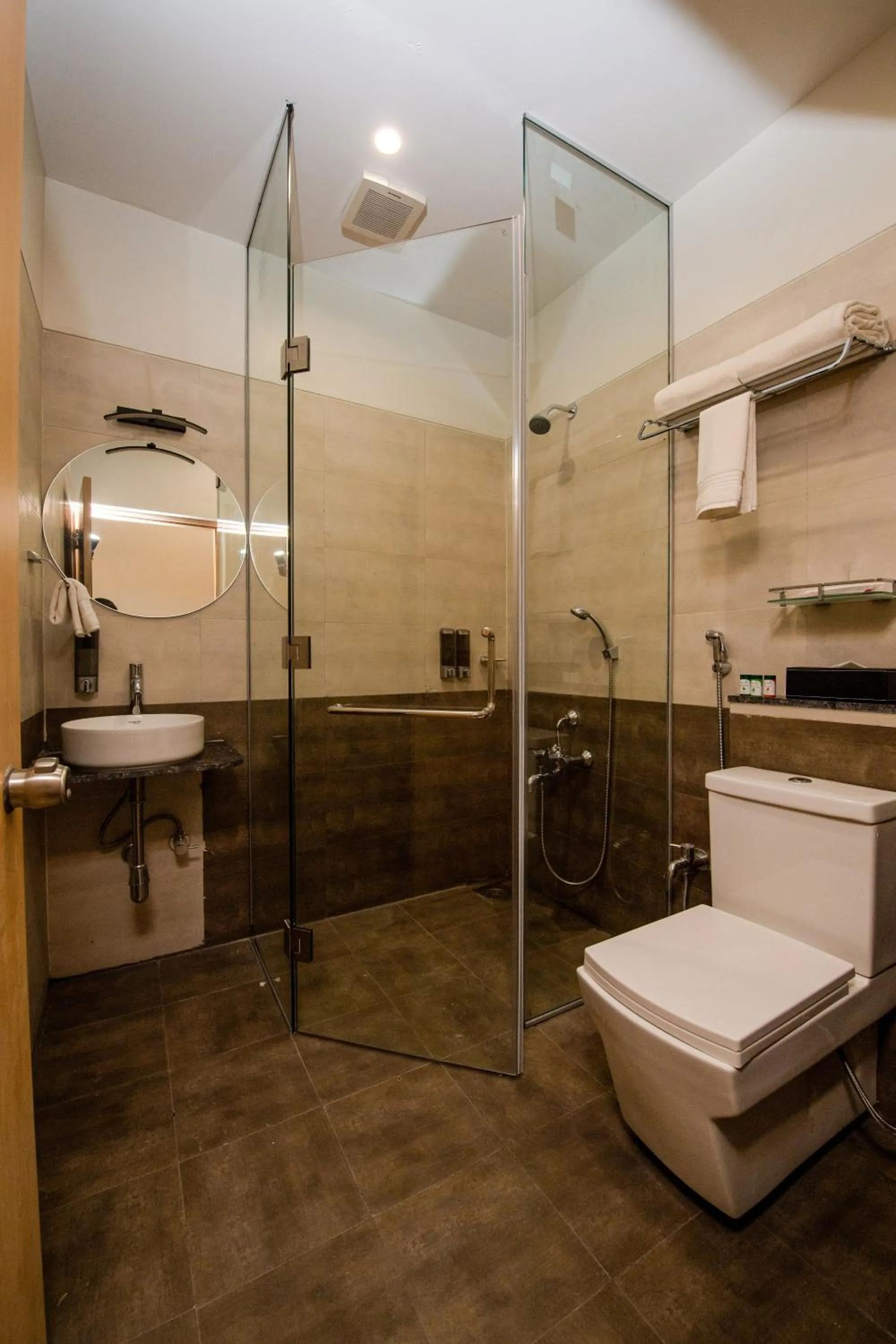 Mastiff Hotel Ankleshwar