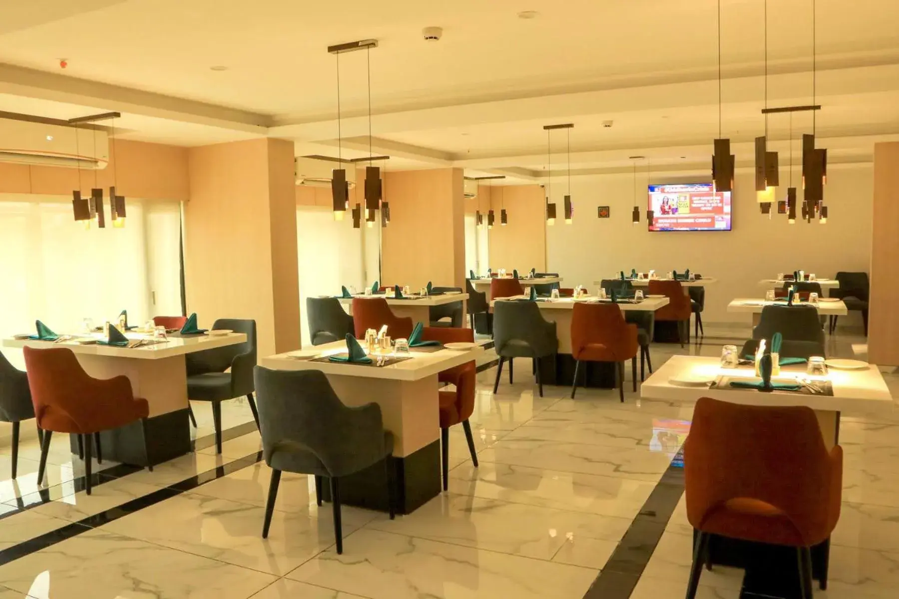 Restaurant/places to eat in Mastiff Hotel Ankleshwar Restaurant/places to eat in Mastiff Hotel Ankleshwar