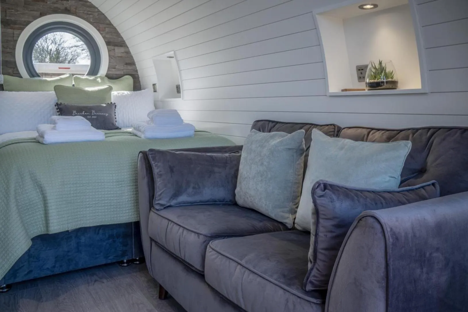 Floor plan, Bed in Bracken Burrows - 1 Bedroom Pod - New Hedges