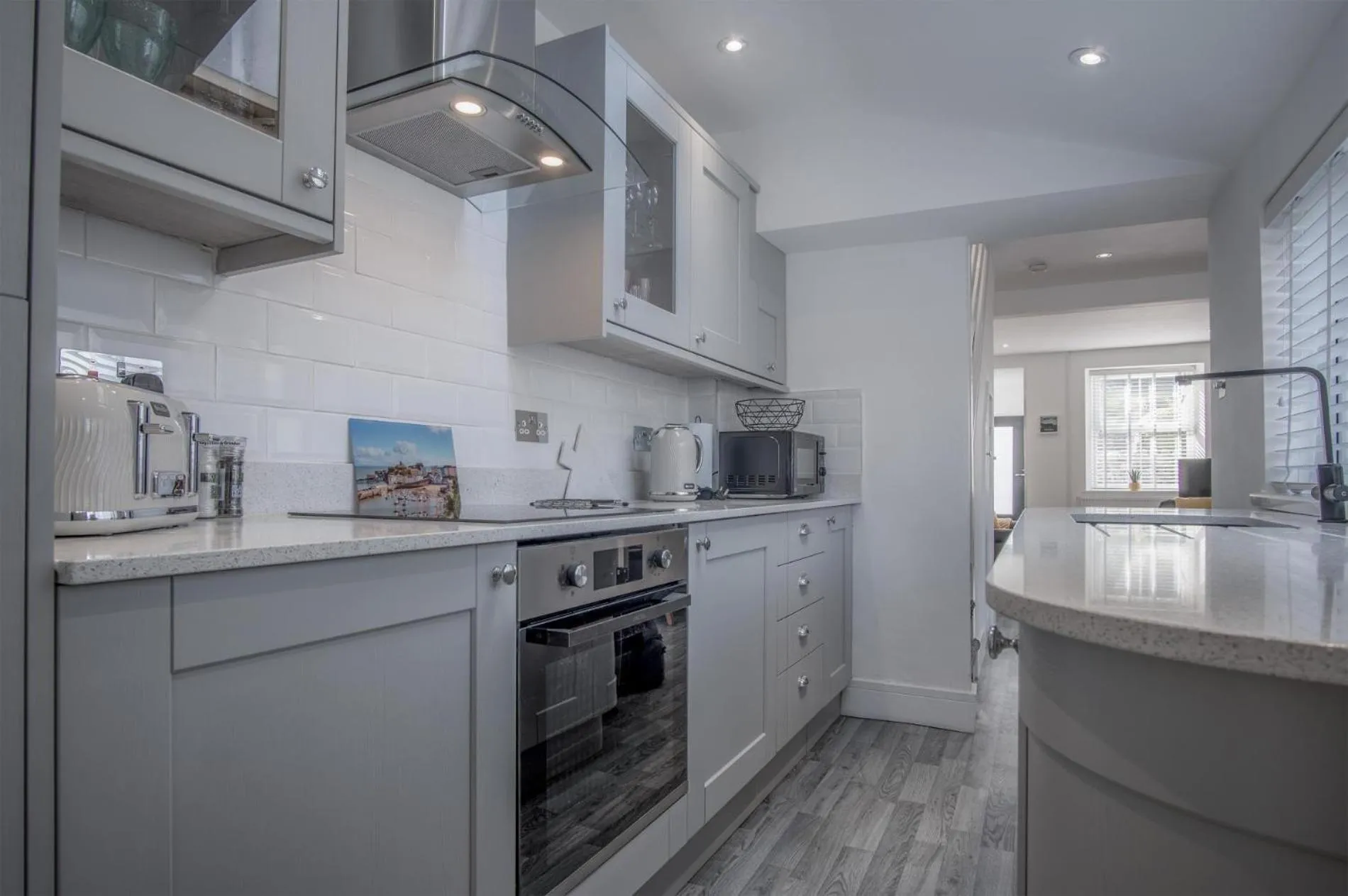 Floor plan in Hawtree Cottage - 2 Bedroom Cottage - Tenby