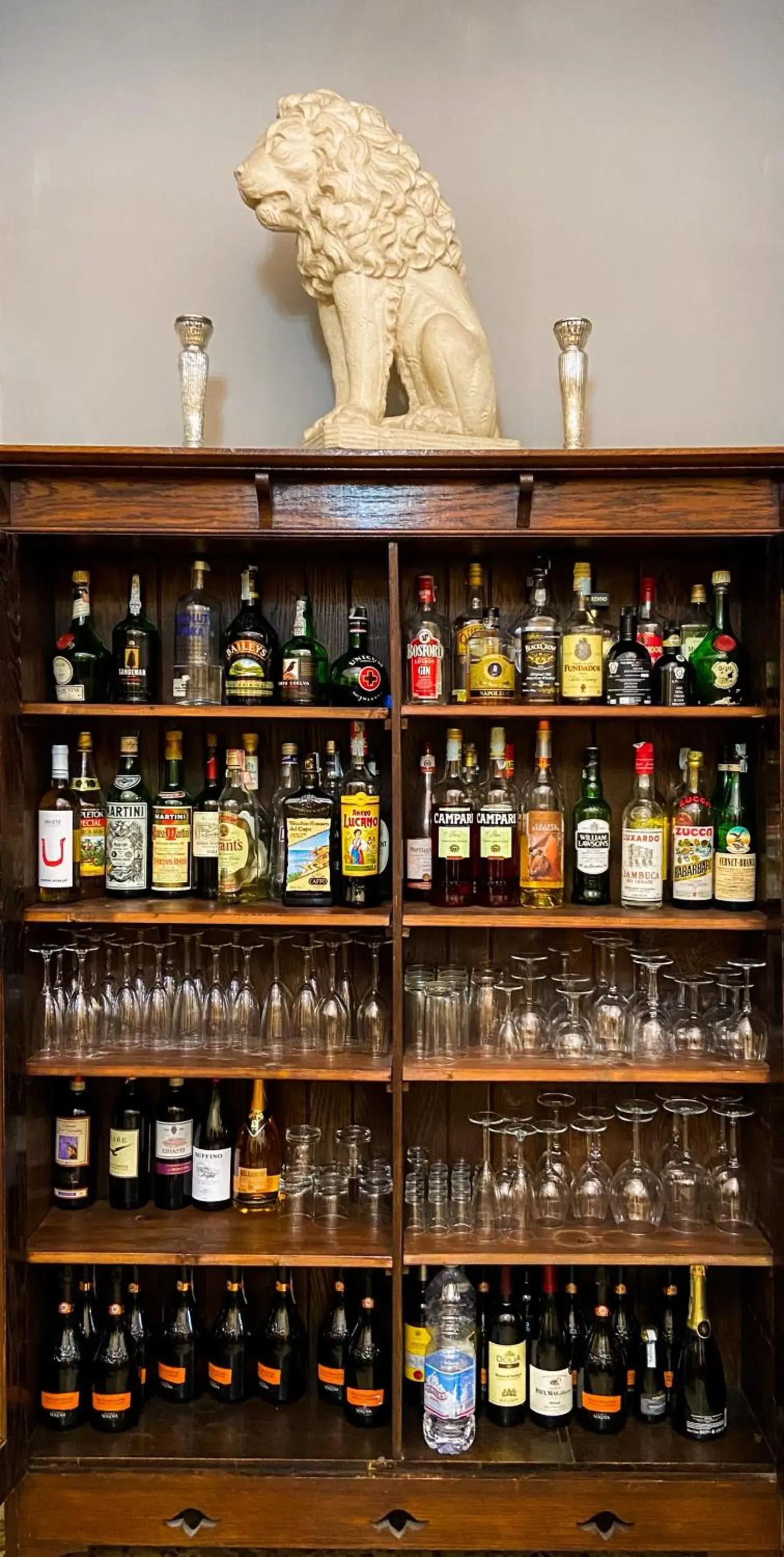 Lounge or bar in Vogue Hotel Arezzo Lounge or bar in Vogue Hotel Arezzo