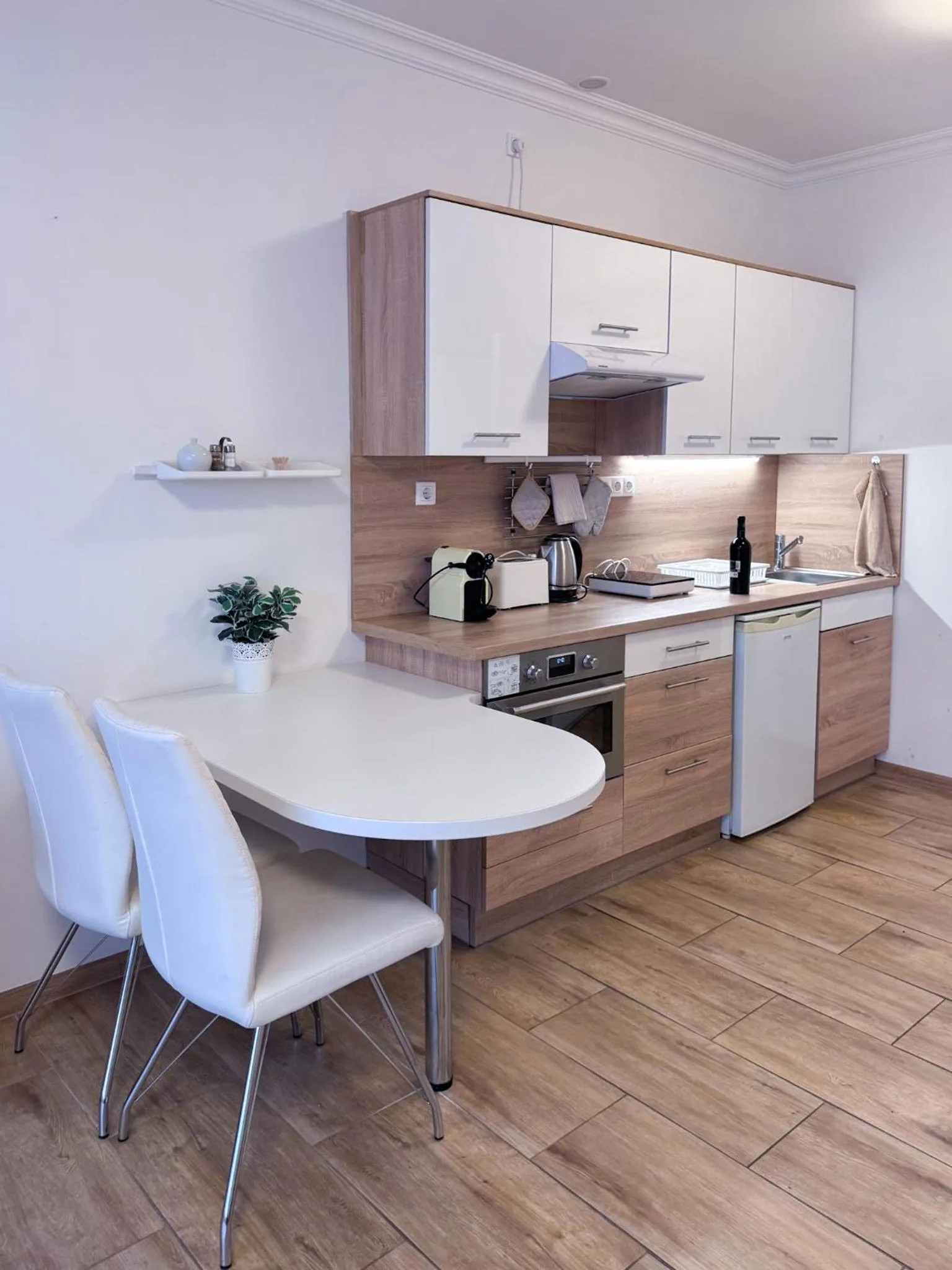 Camille Apartmanhouse