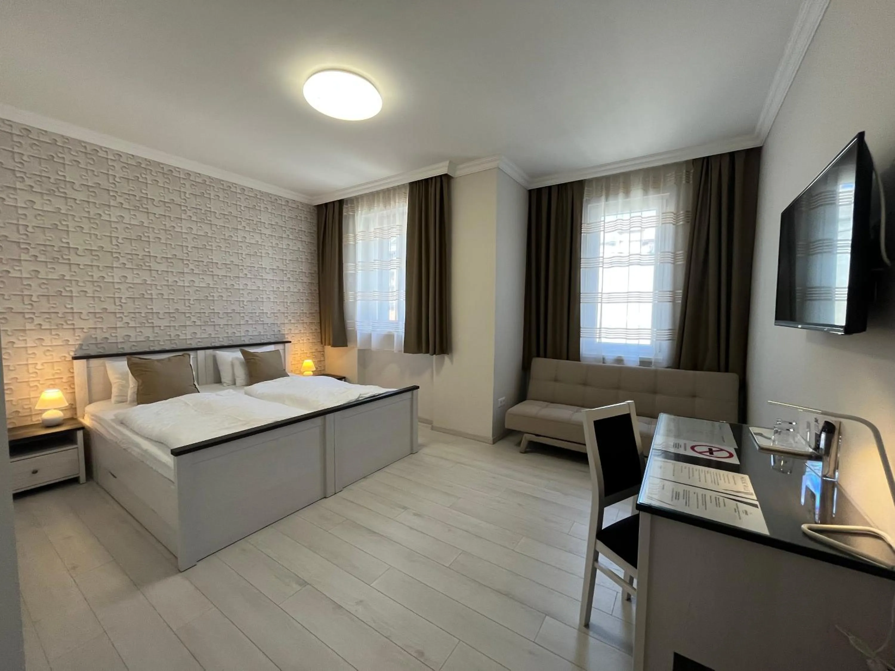 Bedroom, Bed in Camille Apartmanhouse