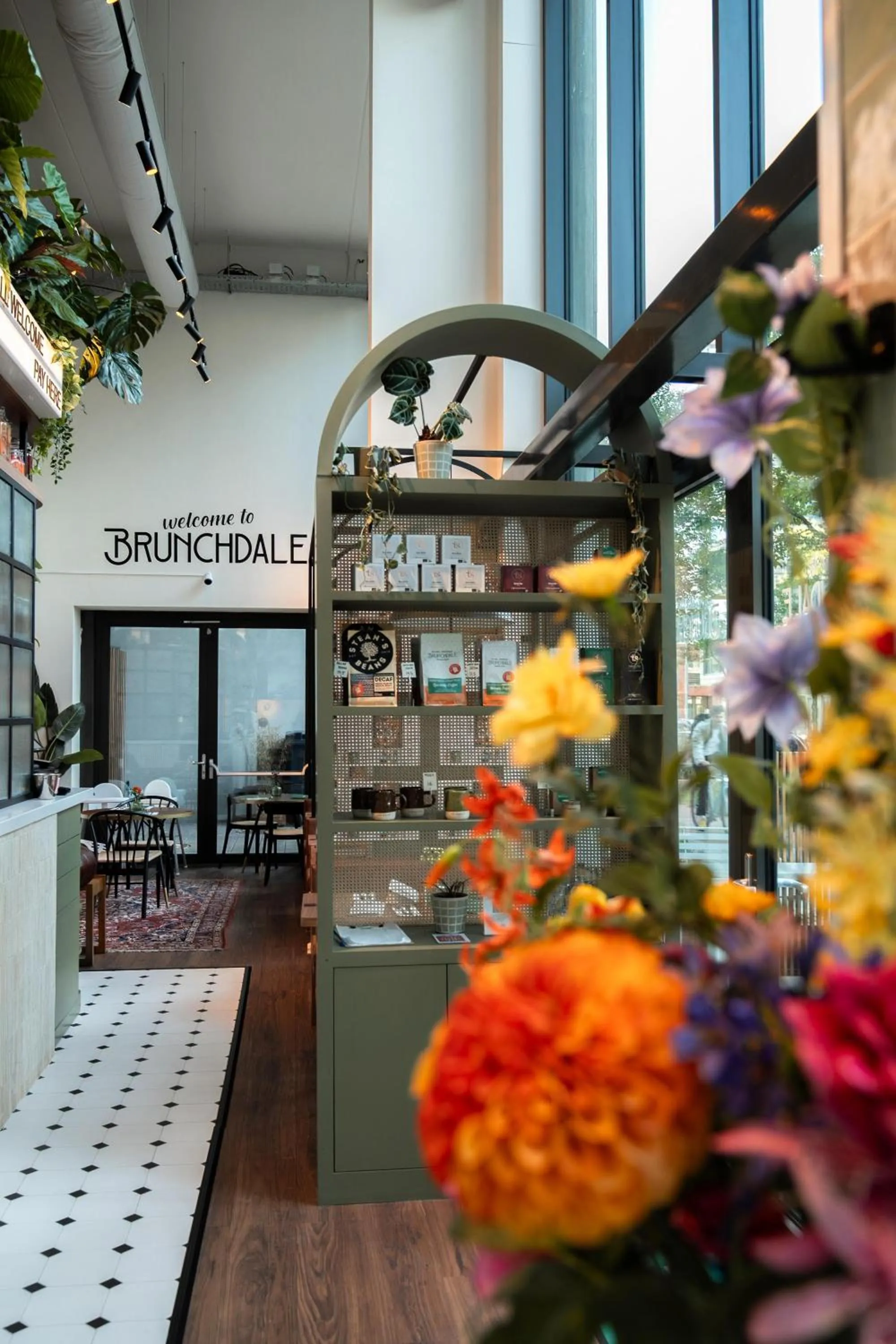 Restaurant/places to eat in Bens The Highdocks