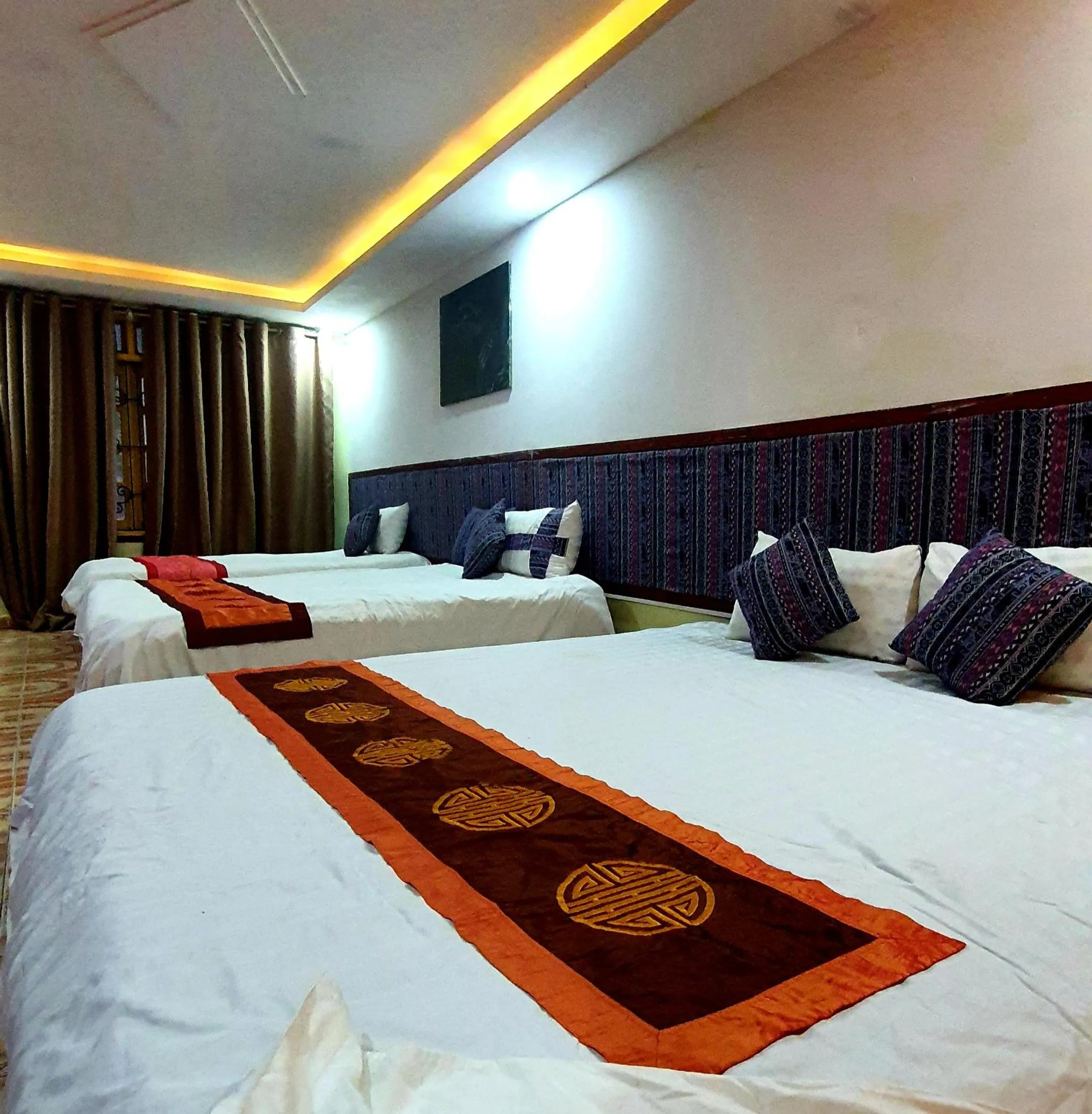 Bed in TRUC LAM HOTEL