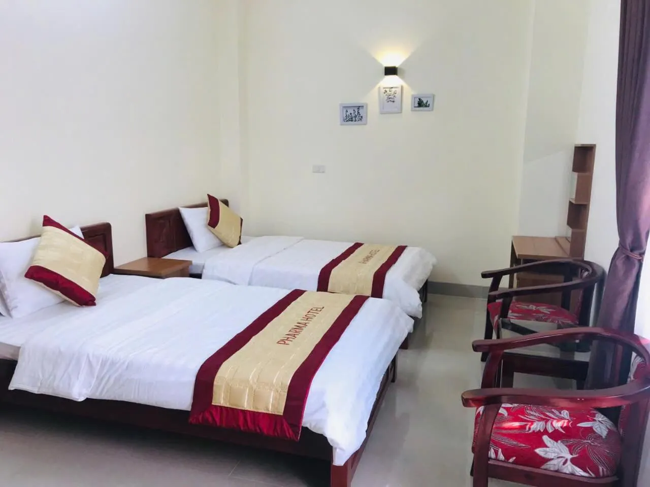 Bed in TRUC LAM HOTEL