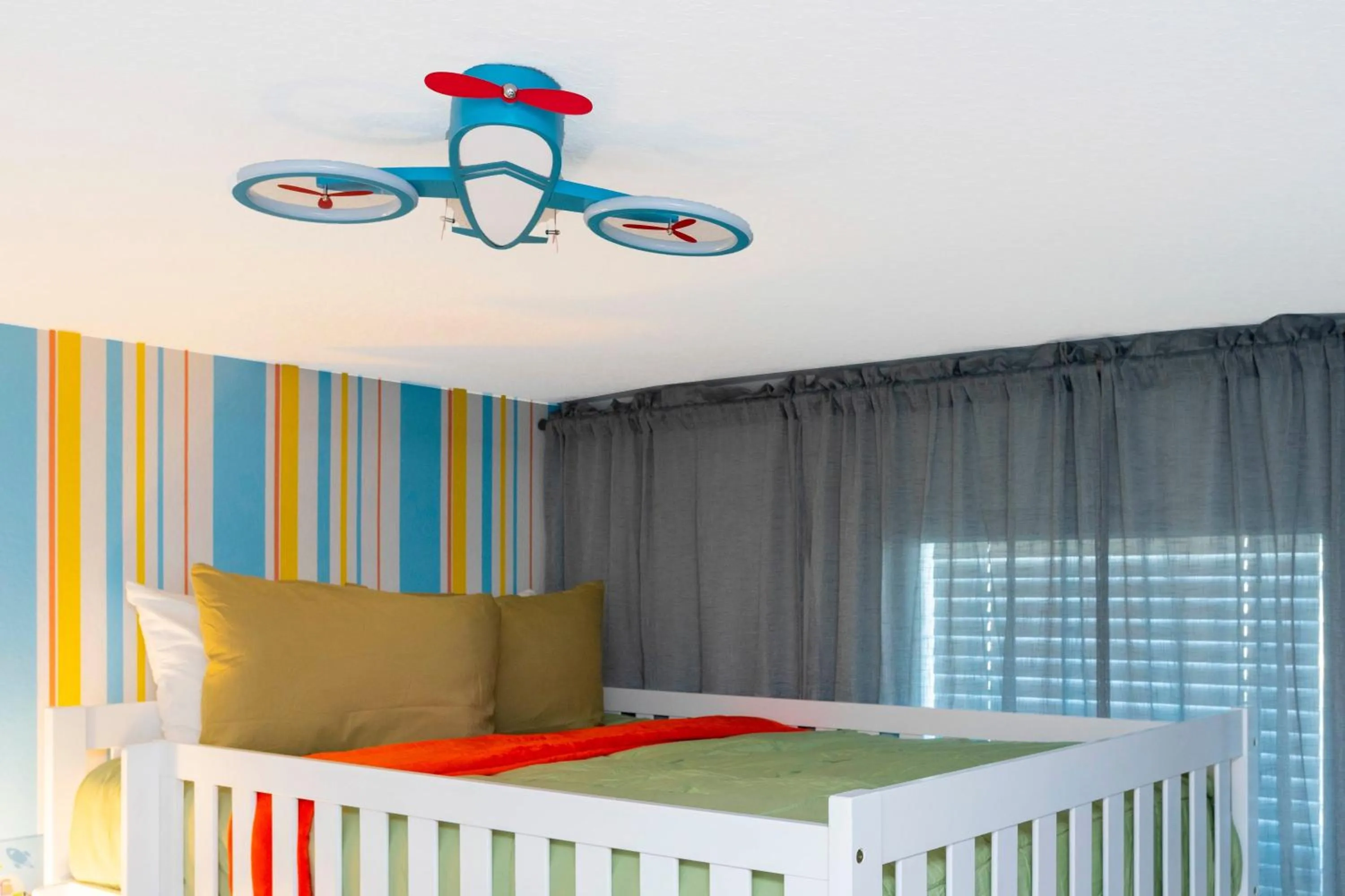 Bed in Gorgeous 4 Bd Close to Disney w/ Pool @ Storey Lake Resort 4245