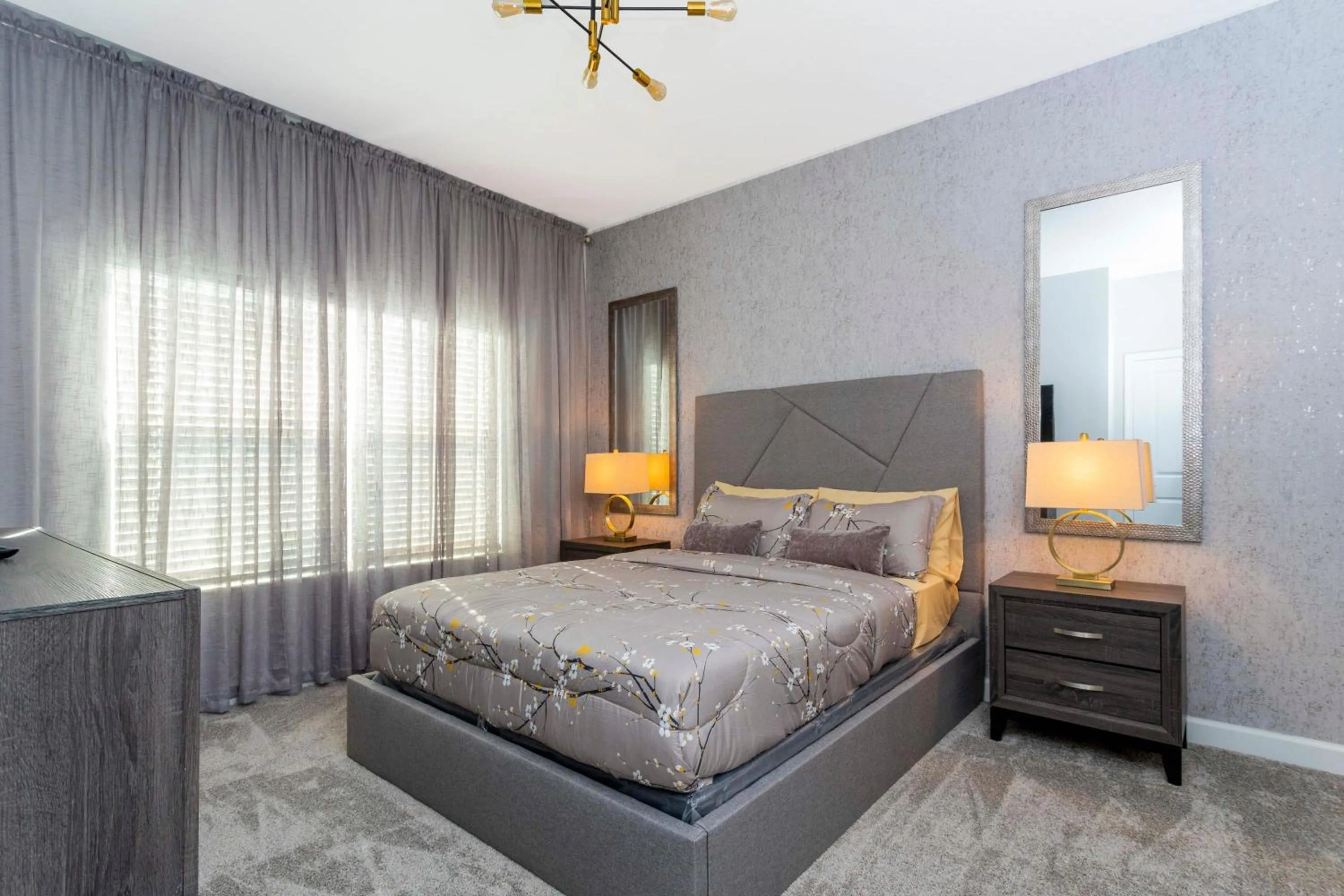 Bed in Gorgeous 4 Bd Close to Disney w/ Pool @ Storey Lake Resort 4245