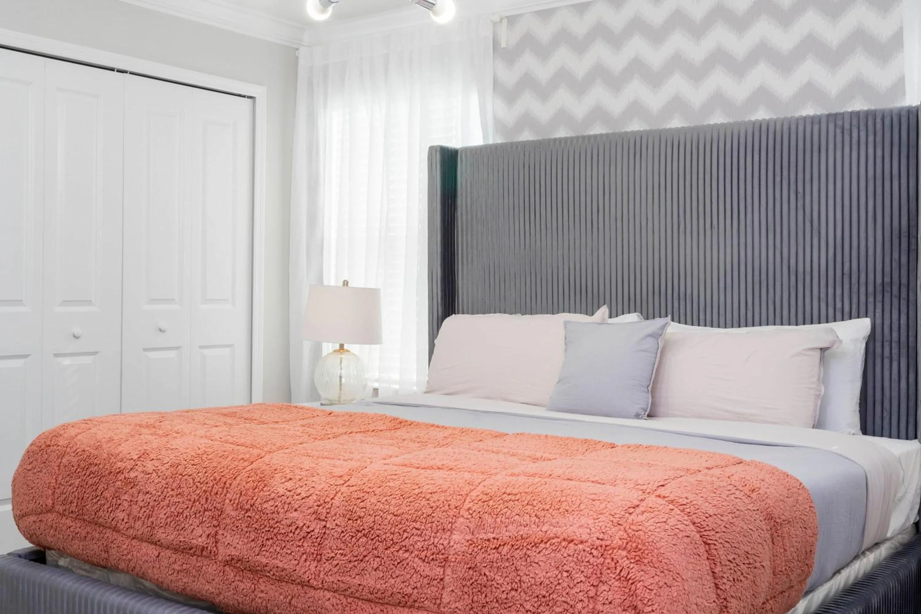 Bed in Gorgeous 4 Bd Close to Disney w/ Pool @ Storey Lake Resort 4245