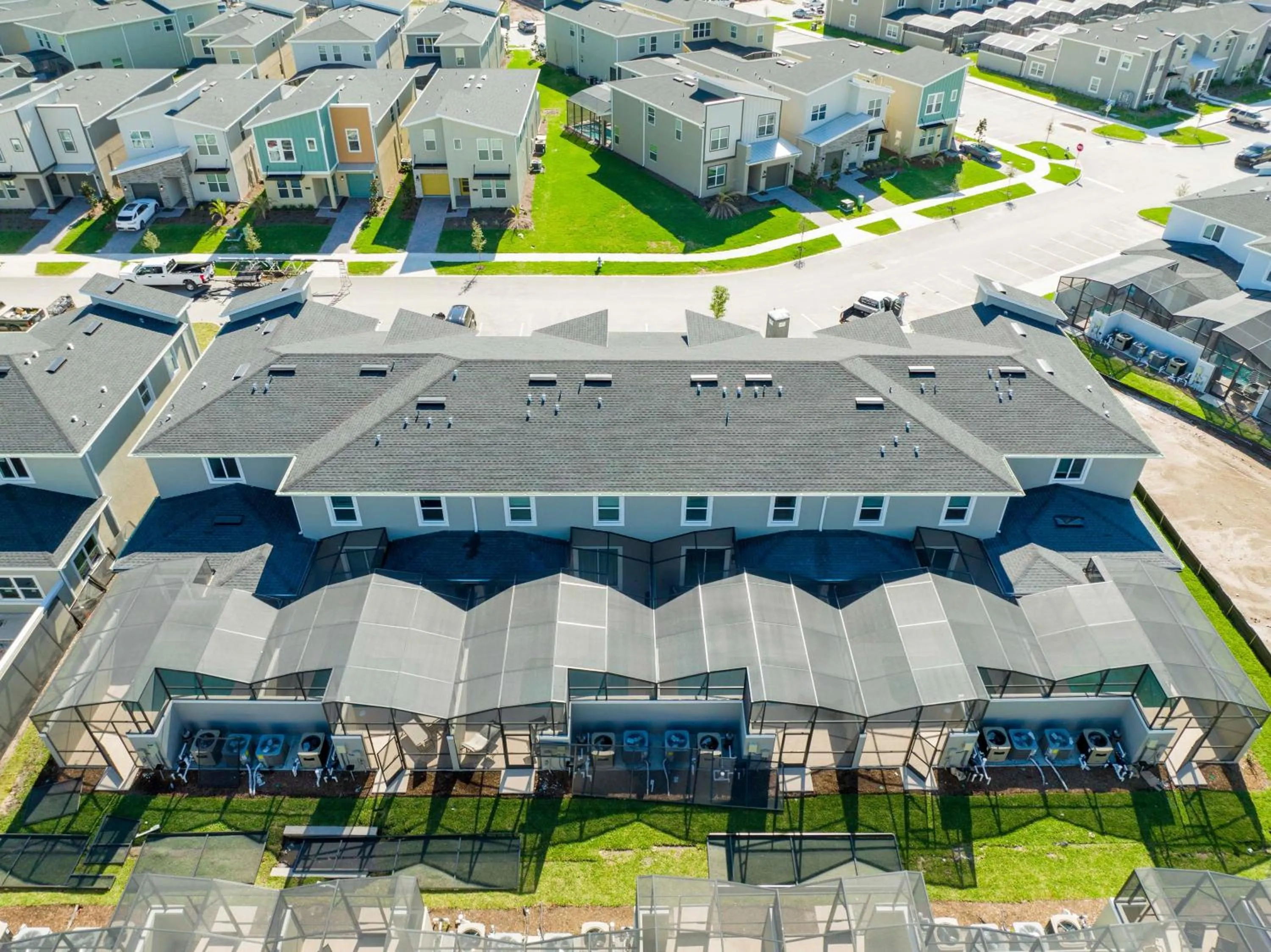 Gorgeous 4 Bd Close to Disney w/ Pool @ Storey Lake Resort 4245