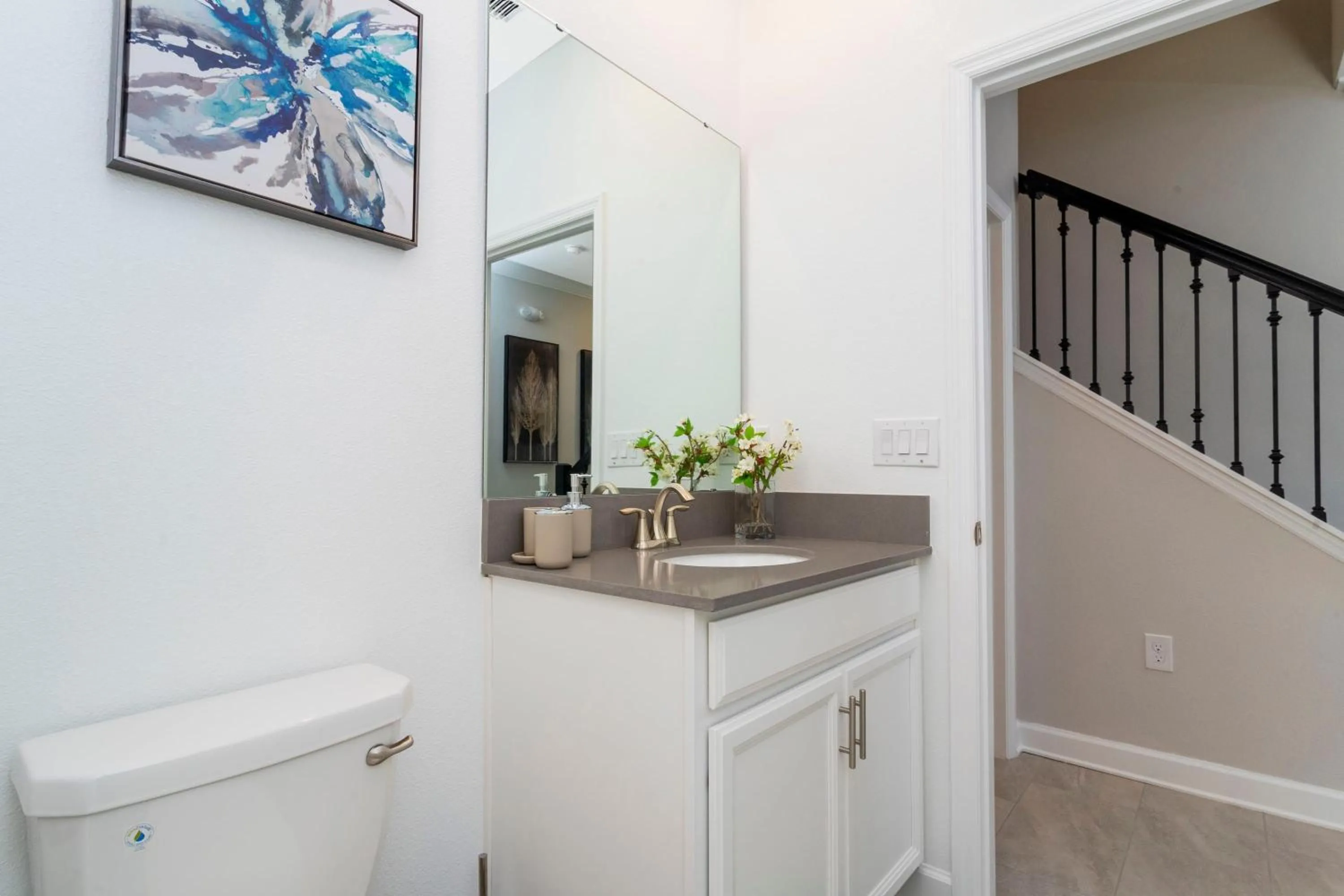 Gorgeous 4 Bd Close to Disney w/ Pool @ Storey Lake Resort 4245