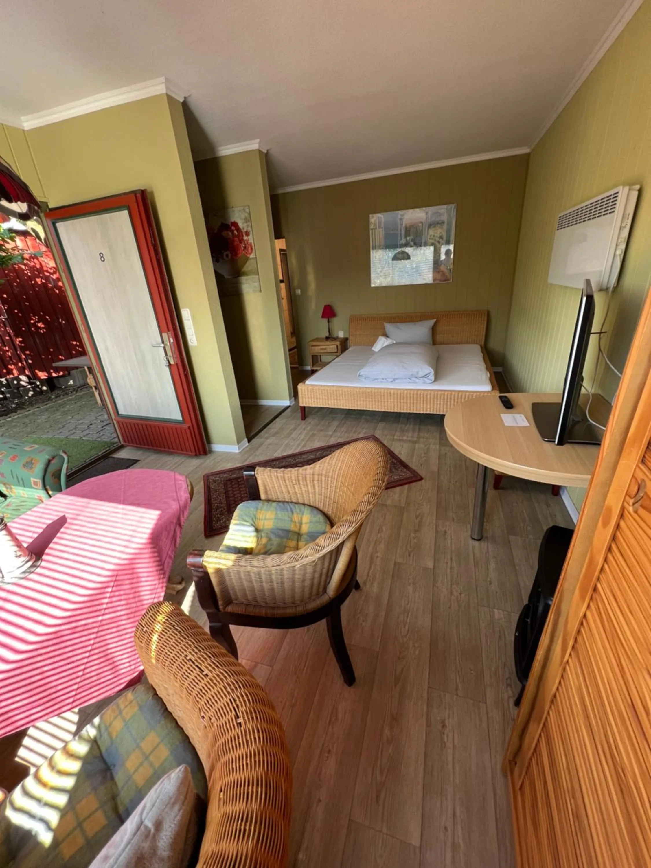 Bed in Gästehaus Geli