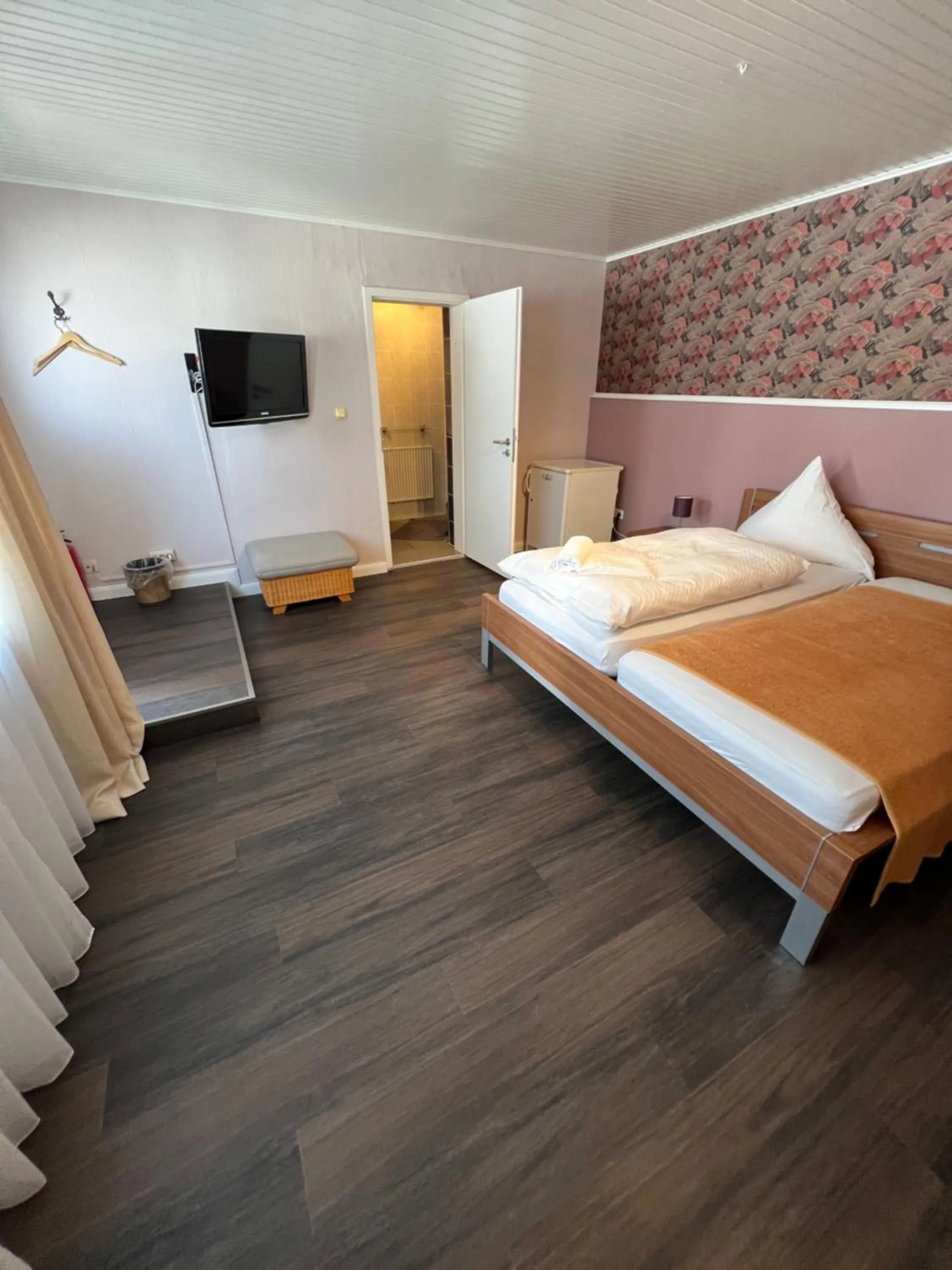 Bed in Gästehaus Geli
