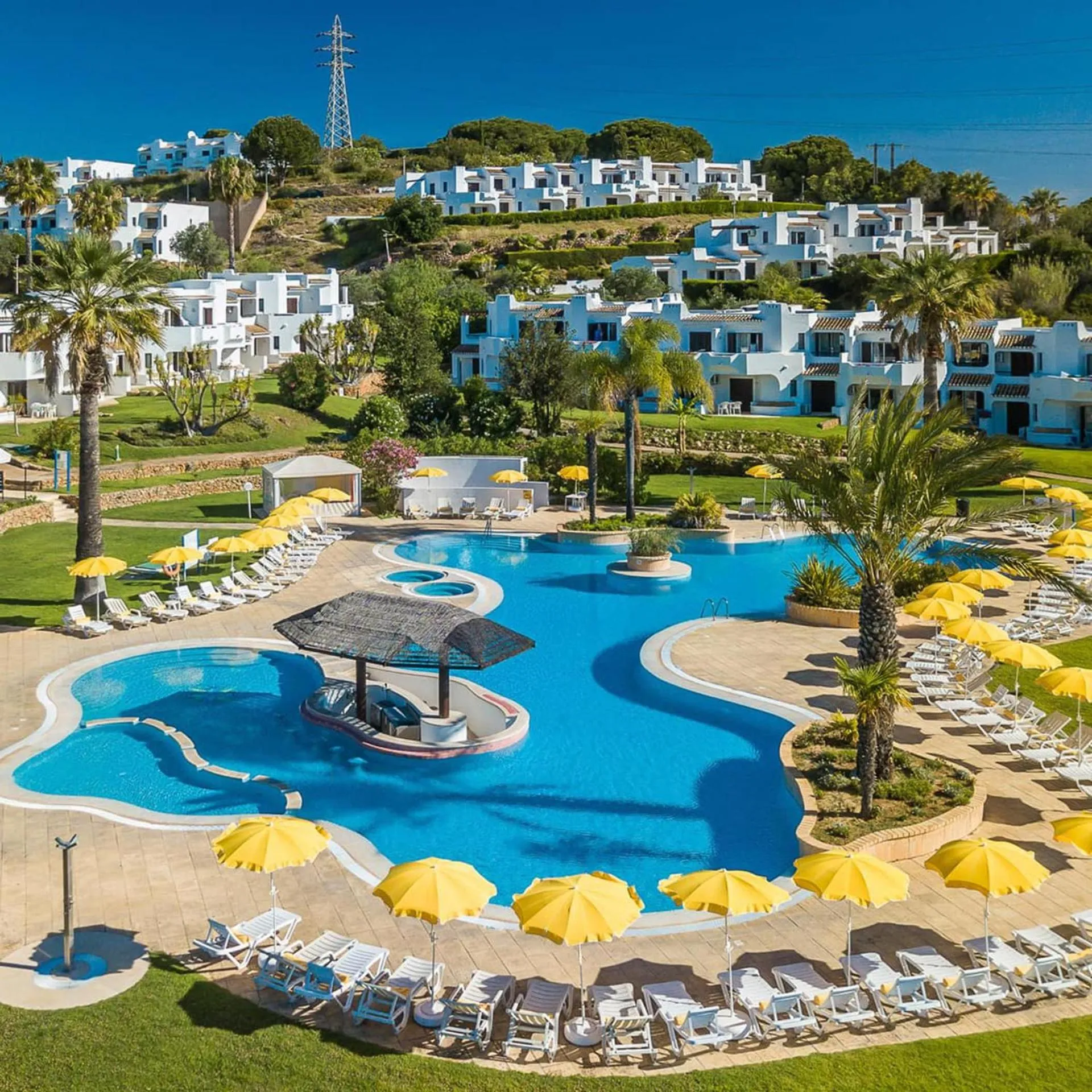 Amazing 2-Bedroom Appartment with big terrace!