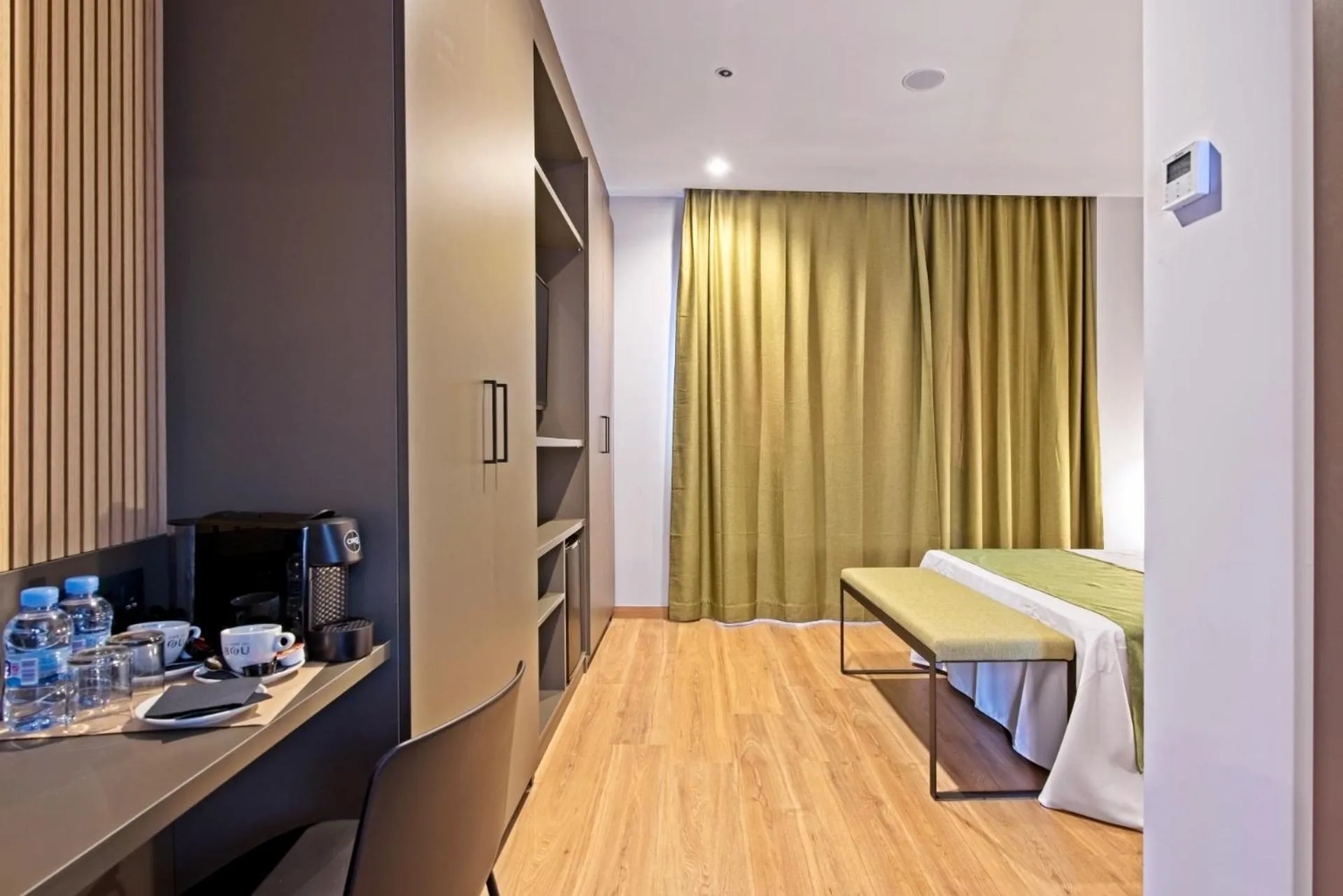 Coffee/tea facilities in DWO Colours Alcalá