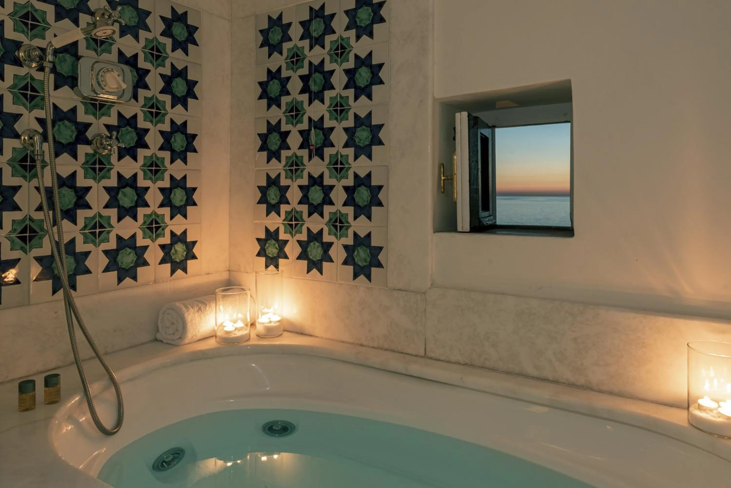 Bathroom in Palazzo Belmonte