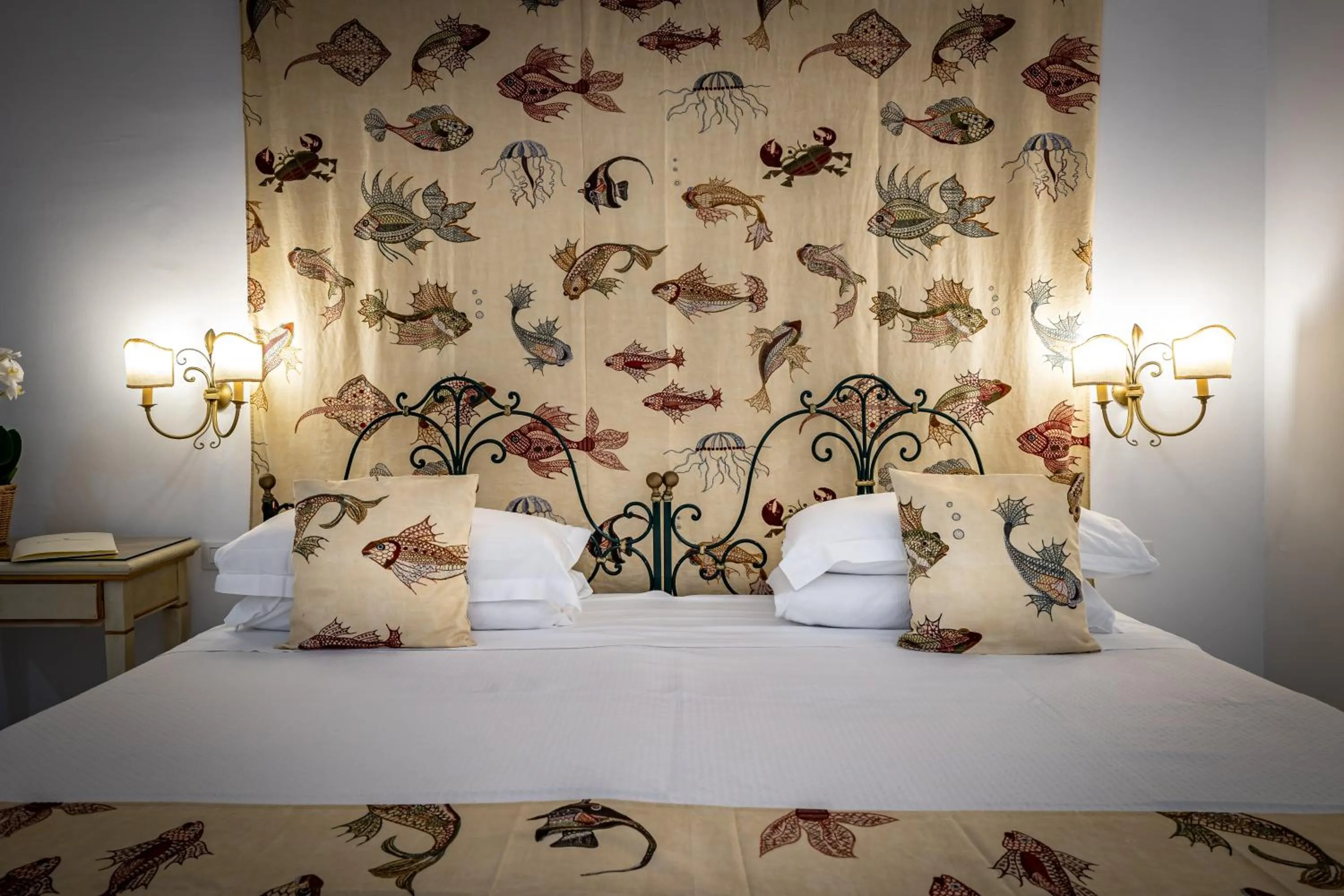 Decorative detail, Bed in Palazzo Belmonte