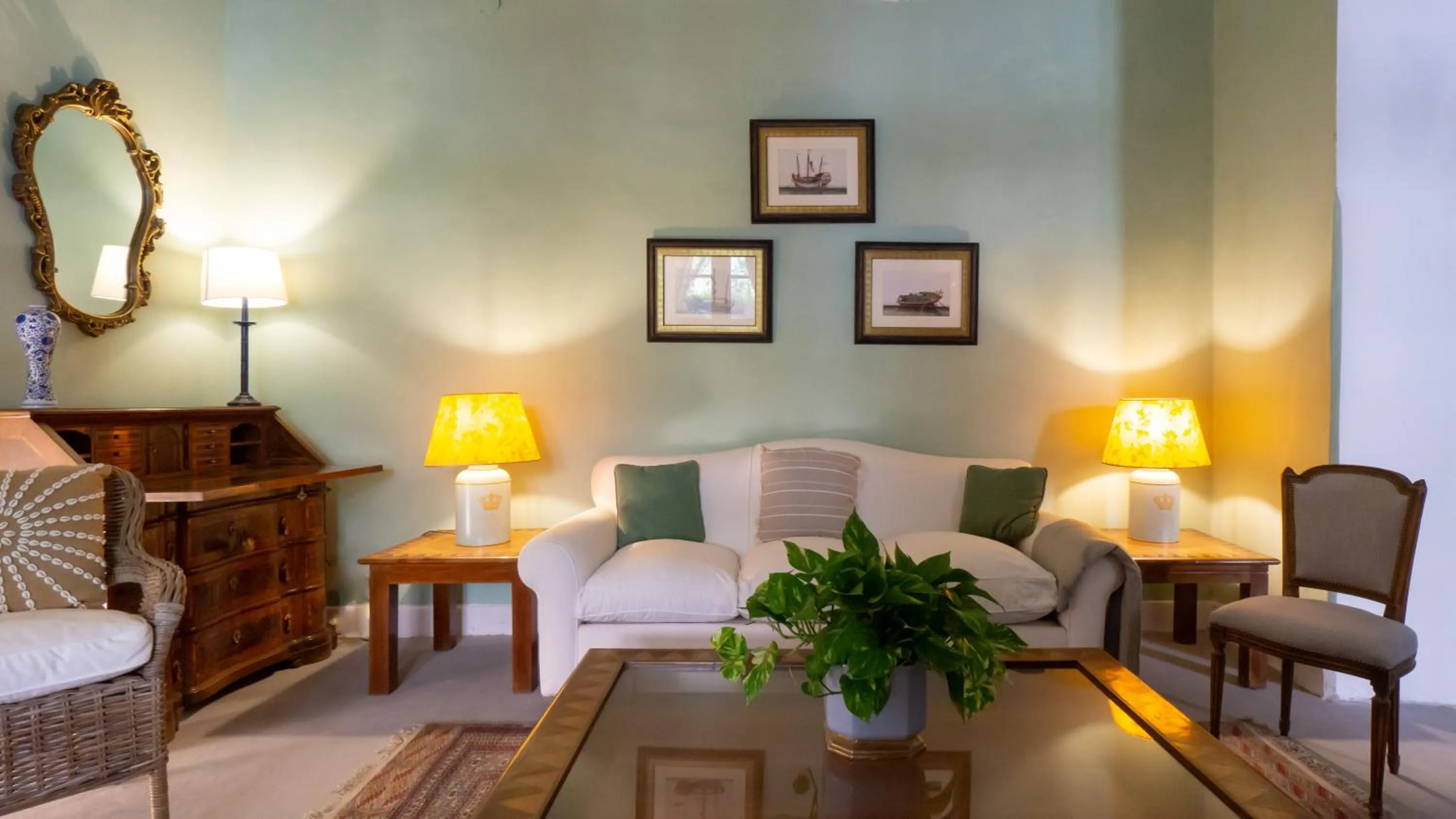 Lounge or bar in Palazzo Belmonte