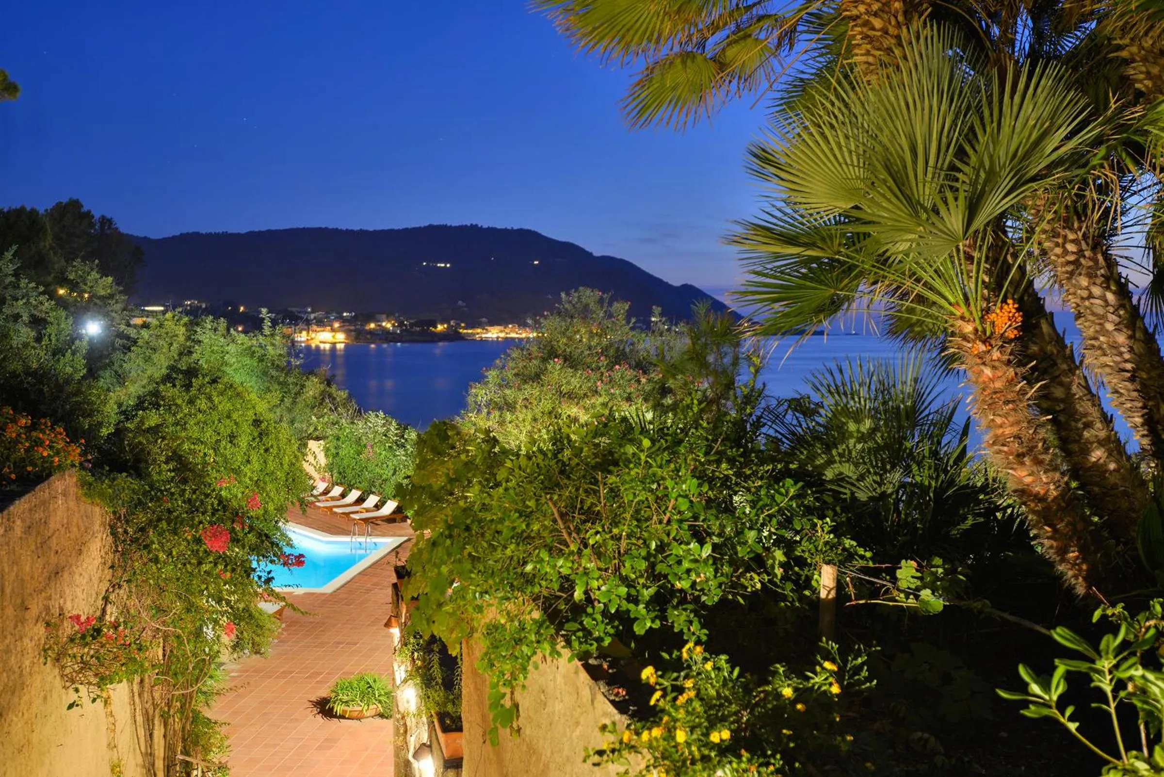 Swimming pool in Palazzo Belmonte