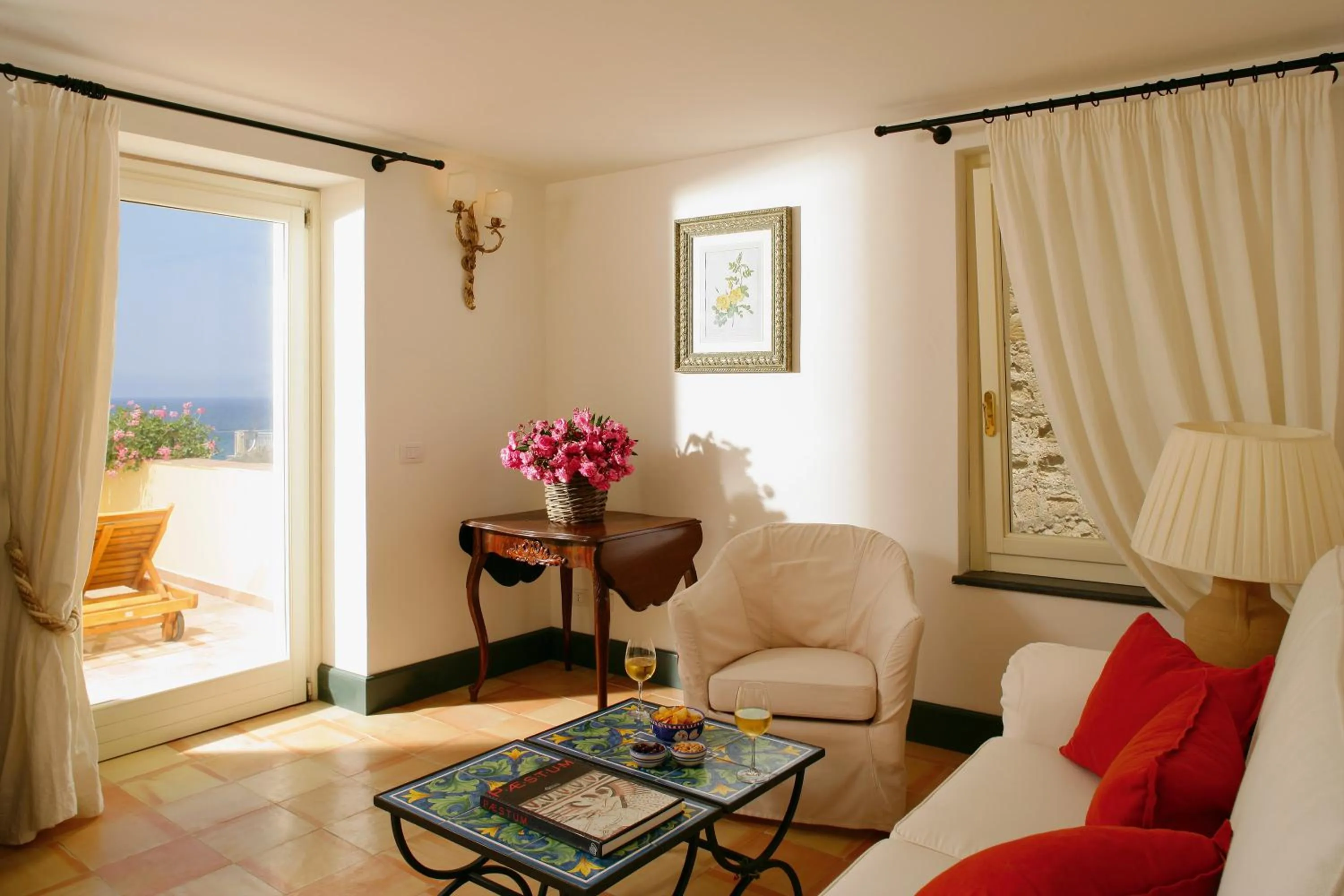 Living room in Palazzo Belmonte