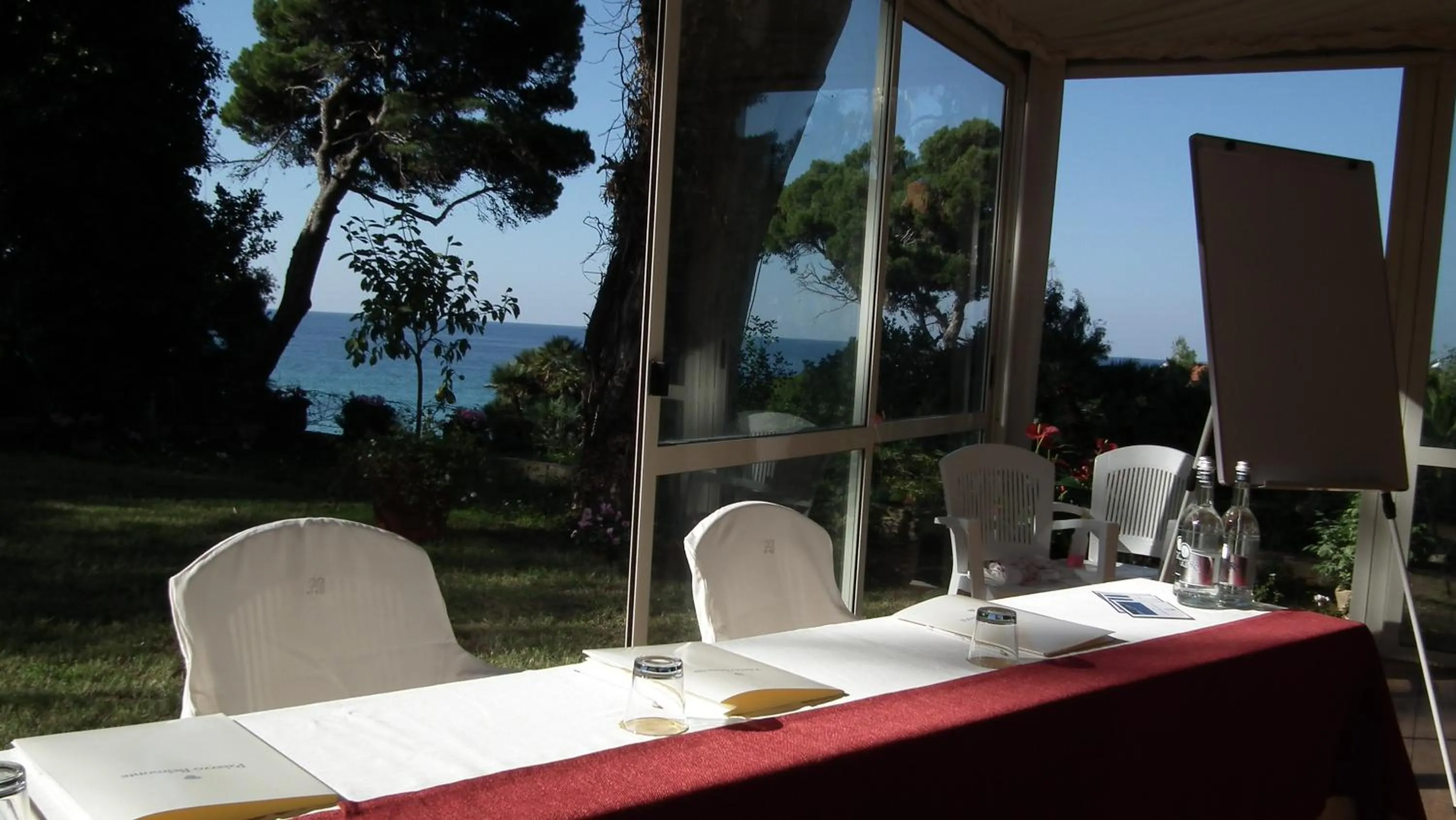 Business facilities in Palazzo Belmonte