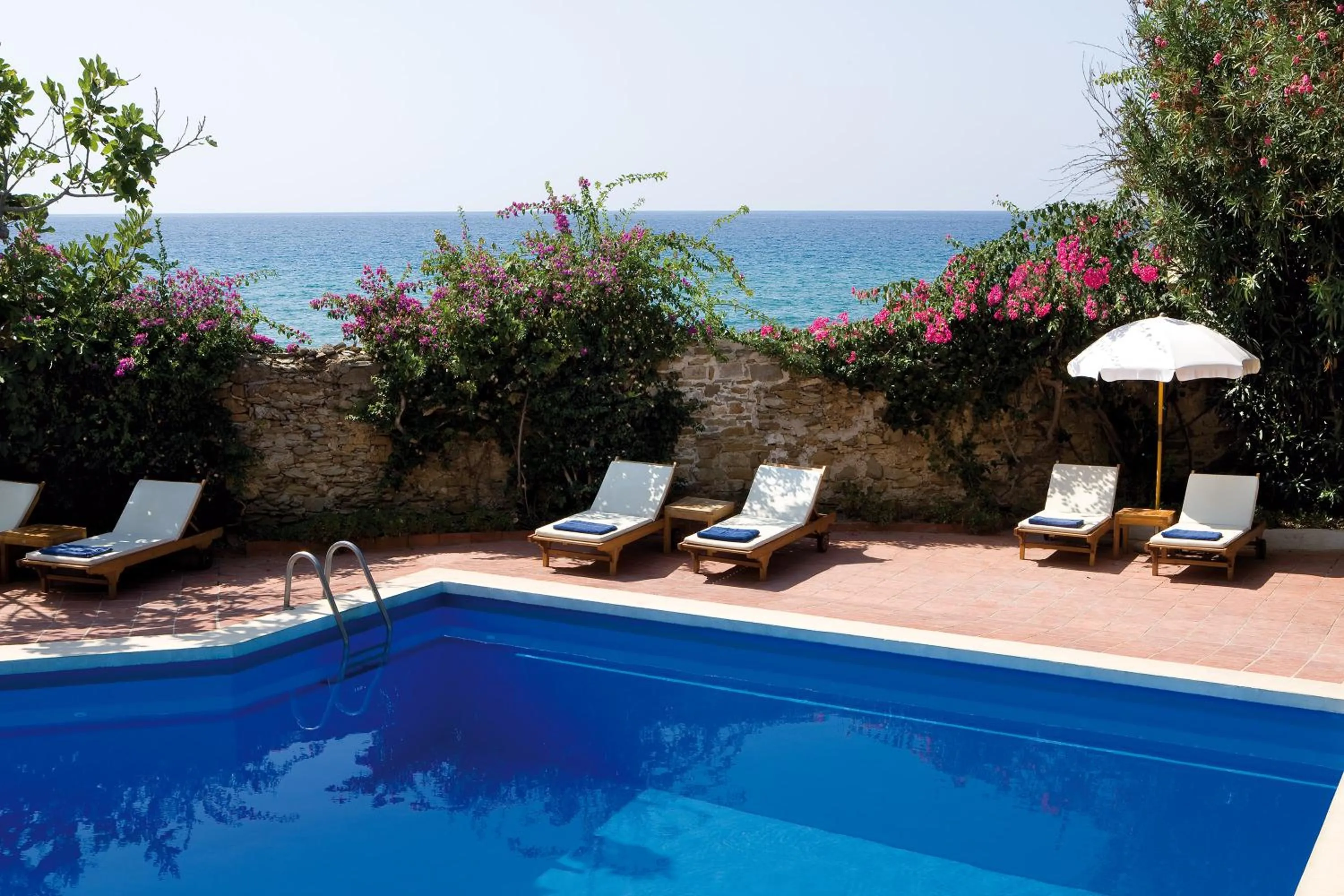 Swimming pool in Palazzo Belmonte