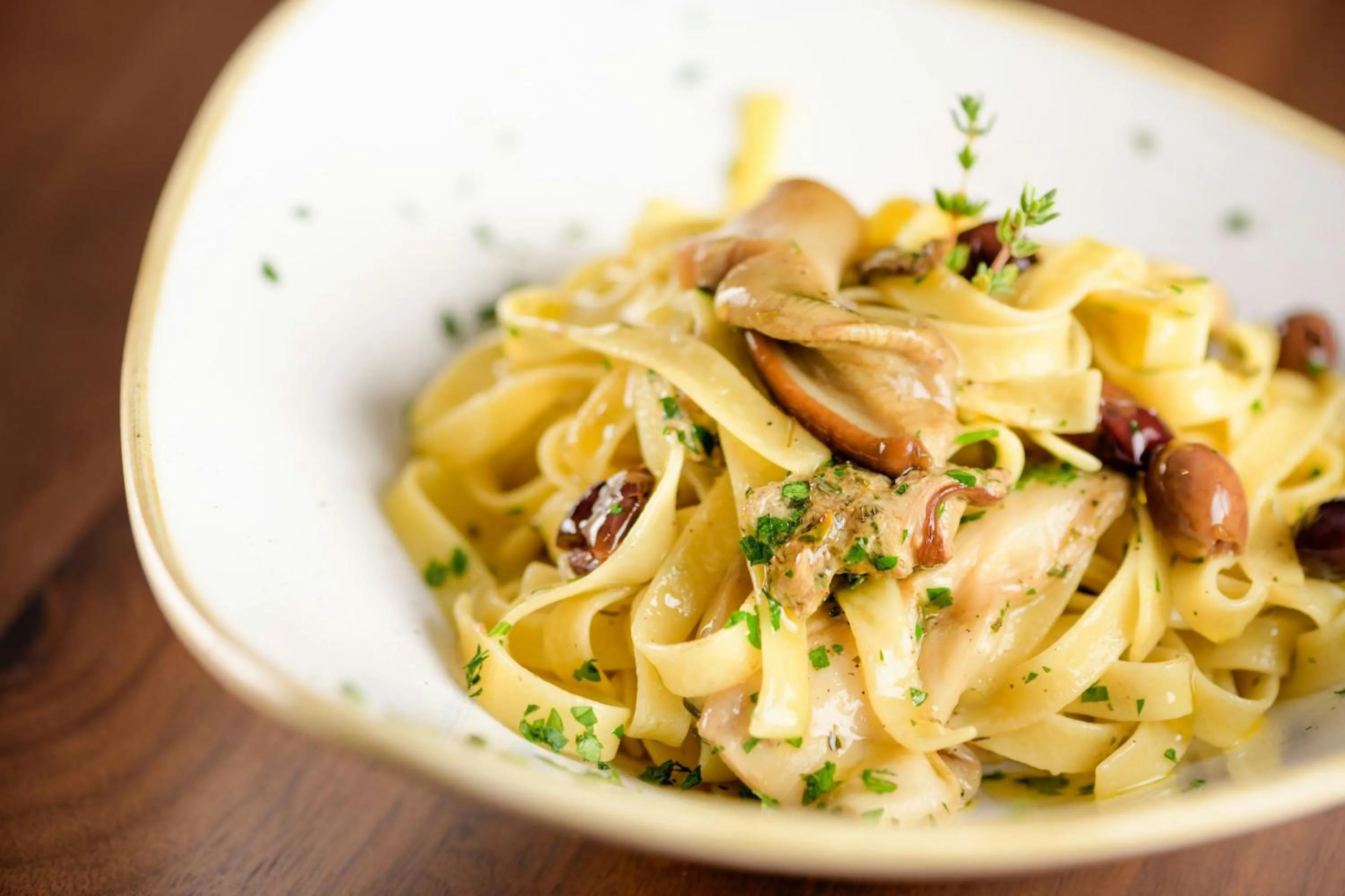 Lounge or bar in AC Hotel by Marriott Pisa