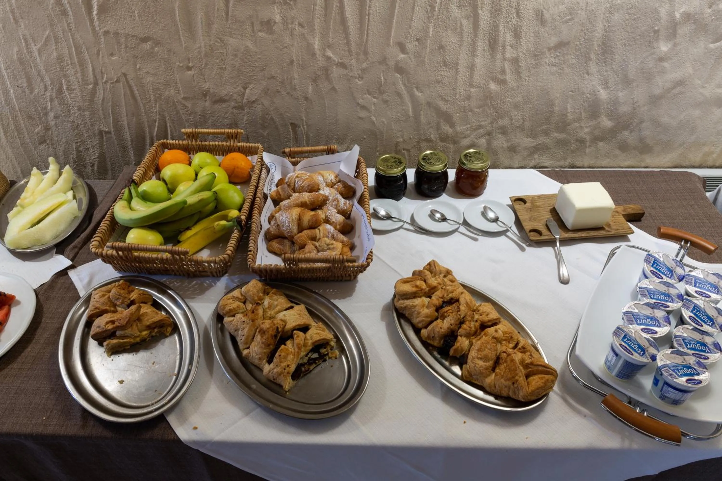 Buffet breakfast in Is Benas Country Lodge