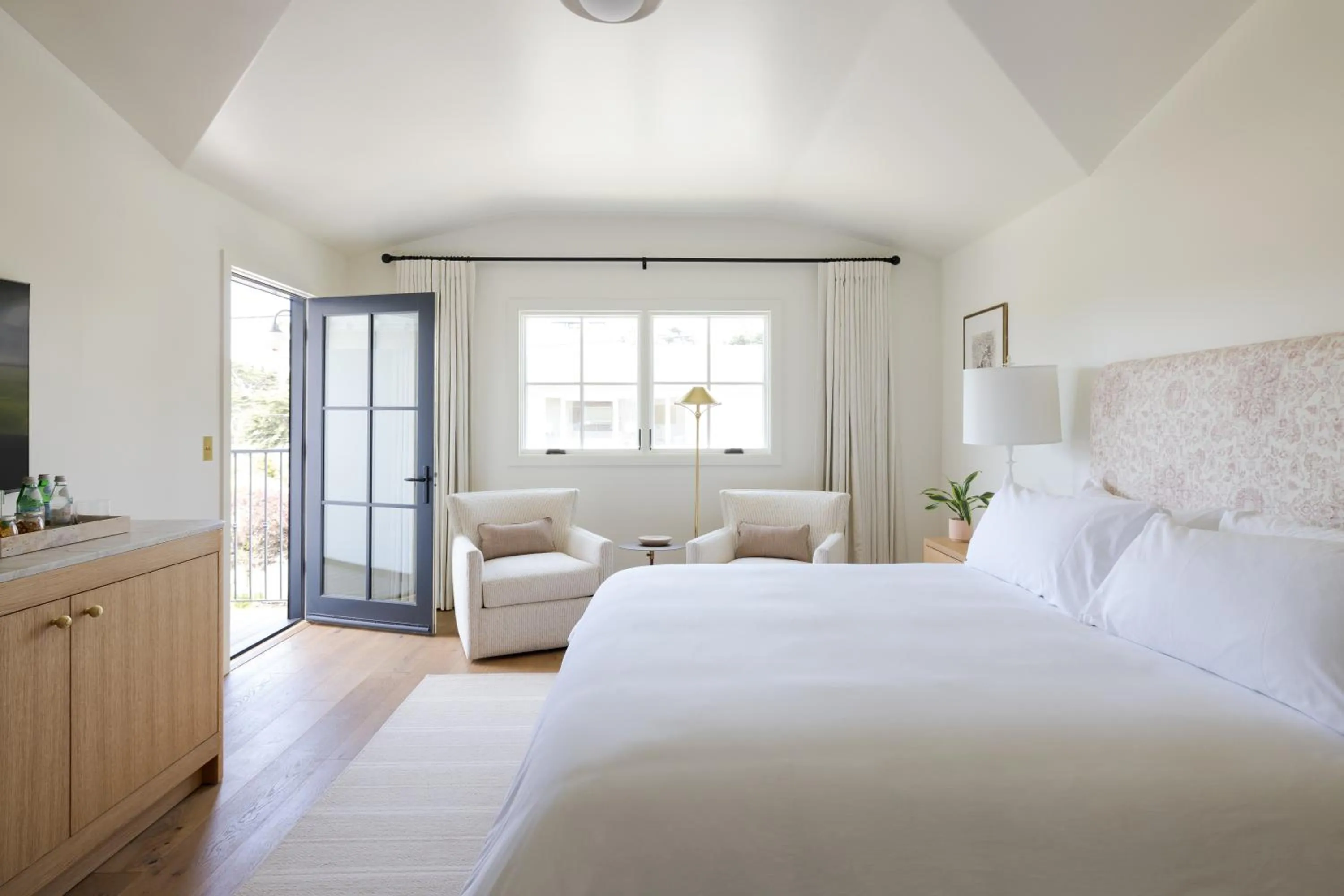 Bedroom, Bed in Villa Mara Carmel