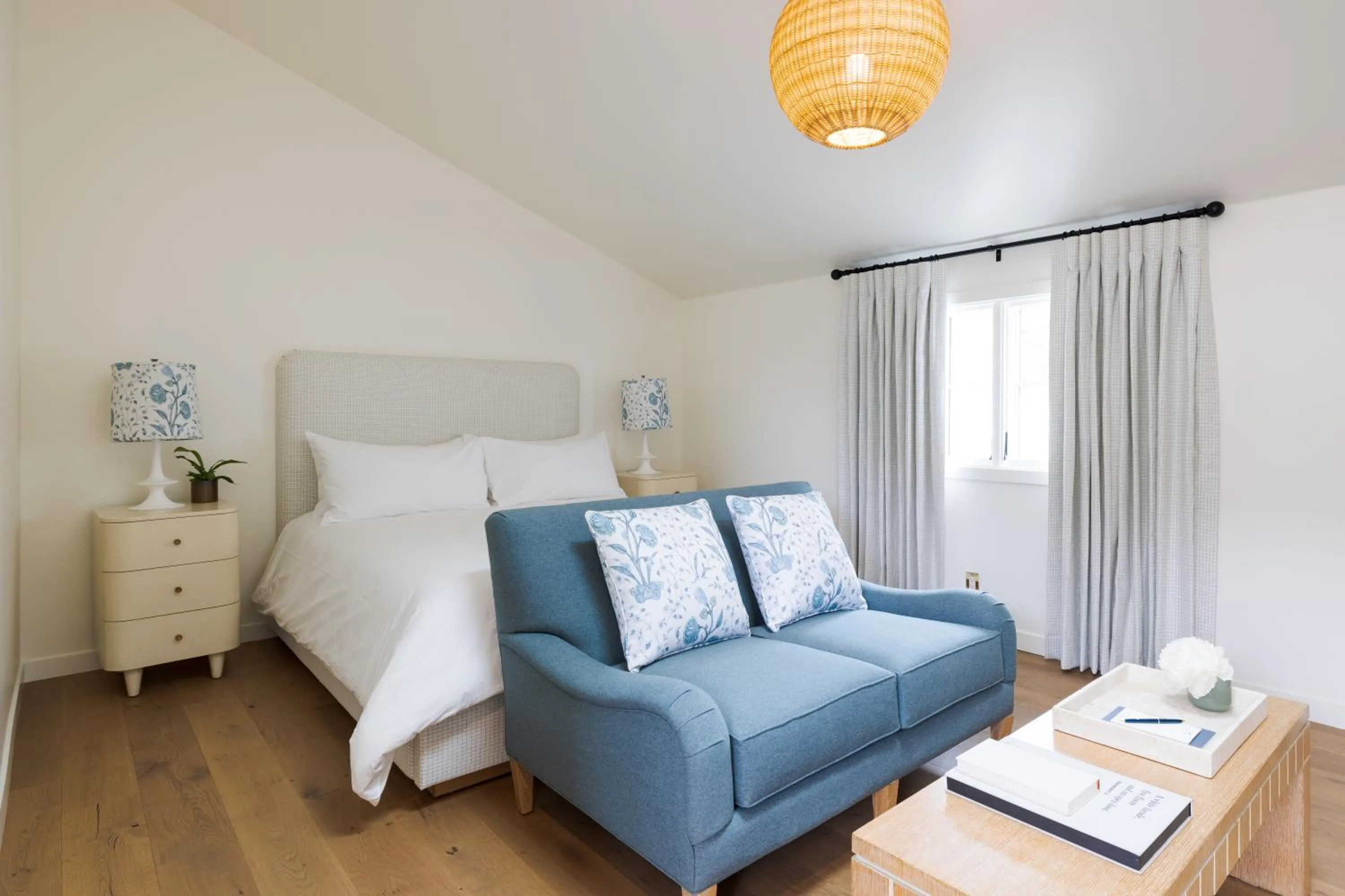 Bed in Villa Mara Carmel