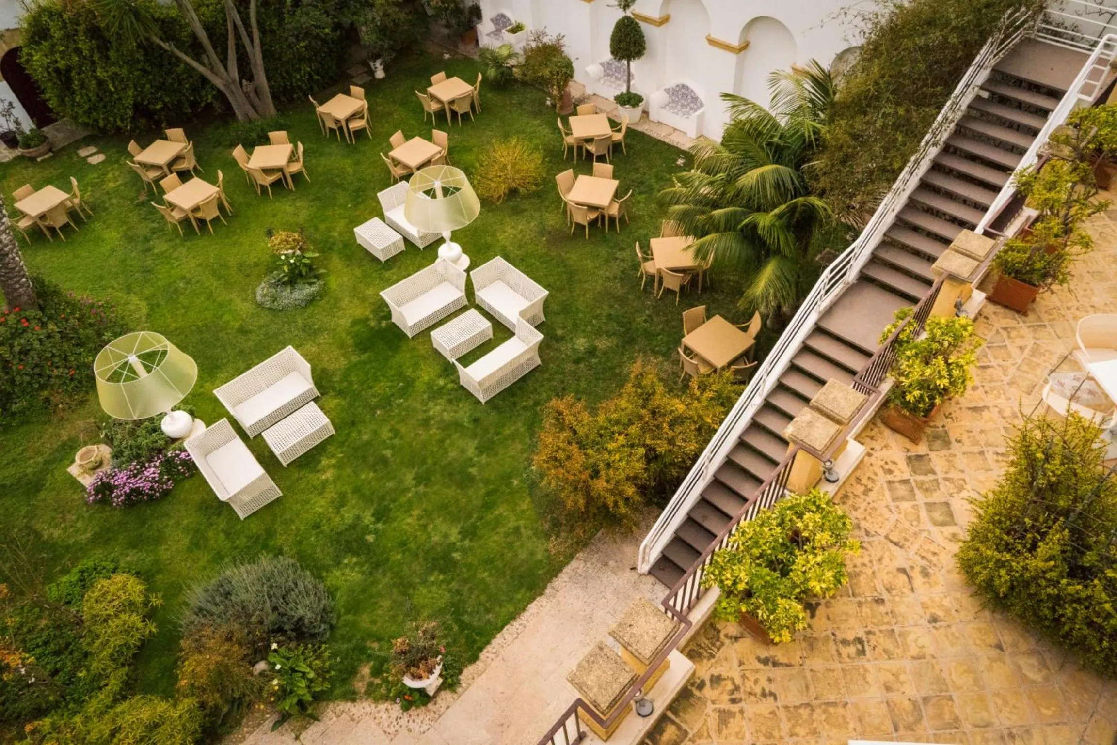 Garden in Hotel Carmine