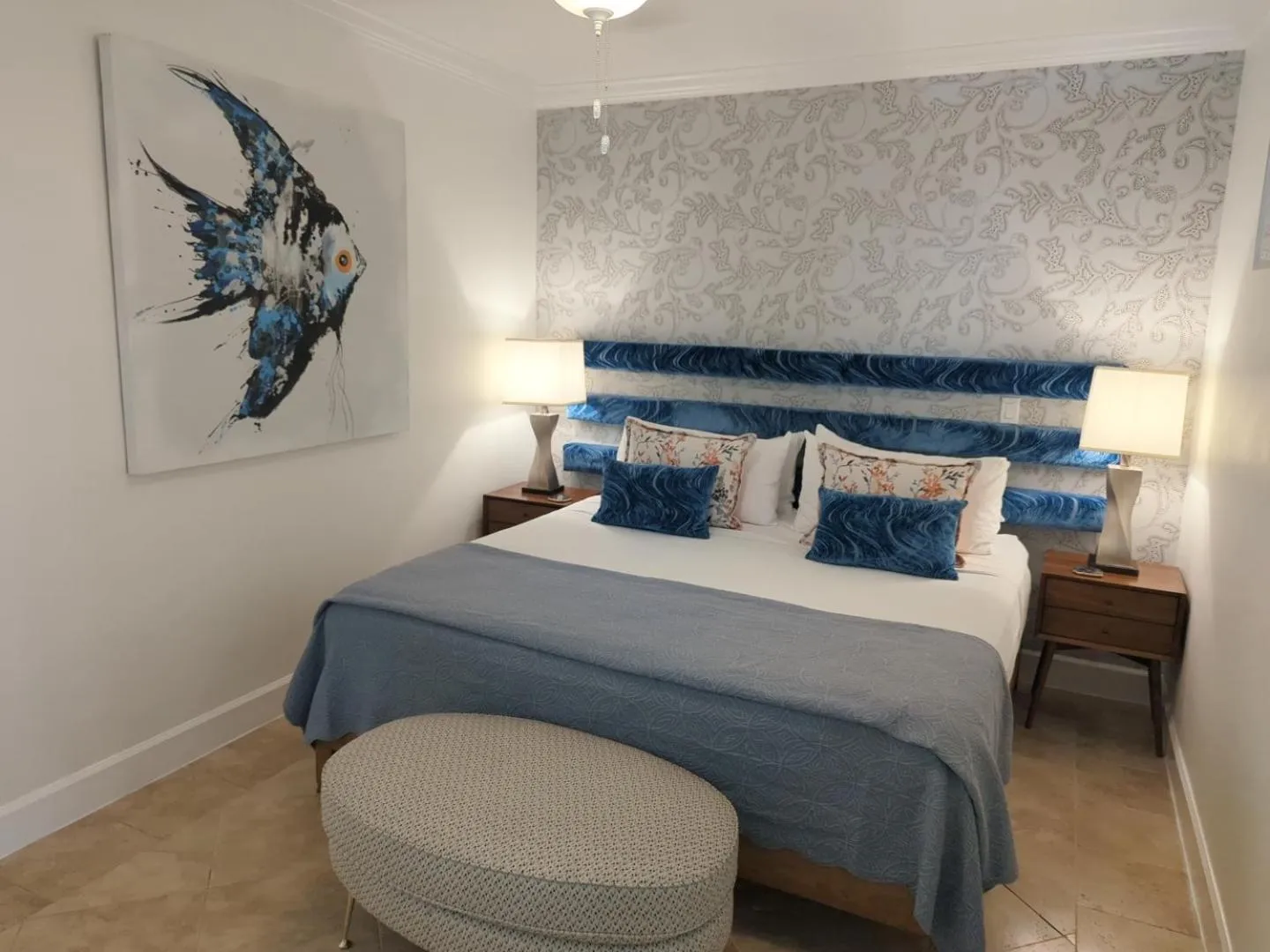 Bed in Villa Renaissance Grace Bay