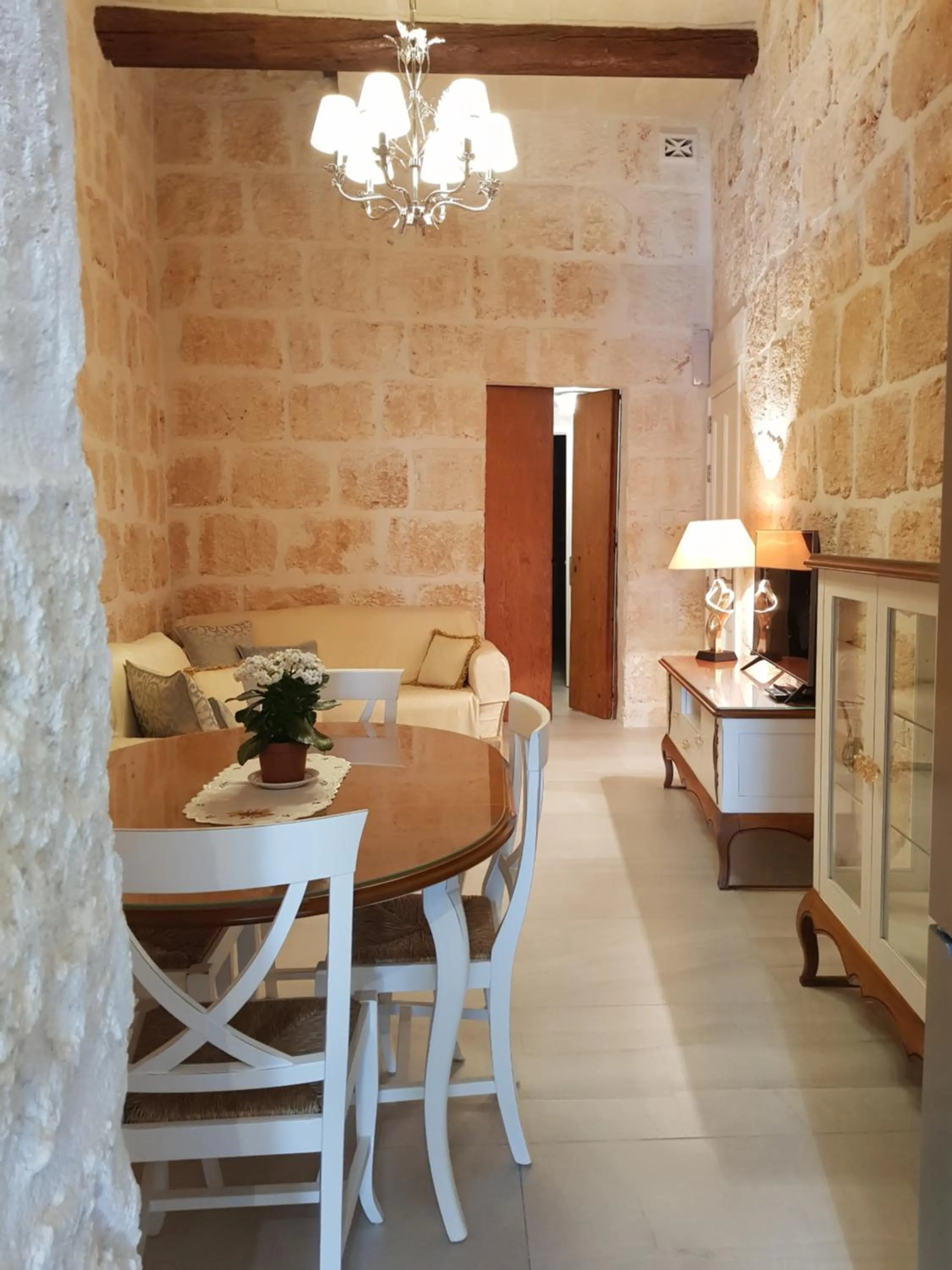 Living room, Bed in Tal-Kampjin