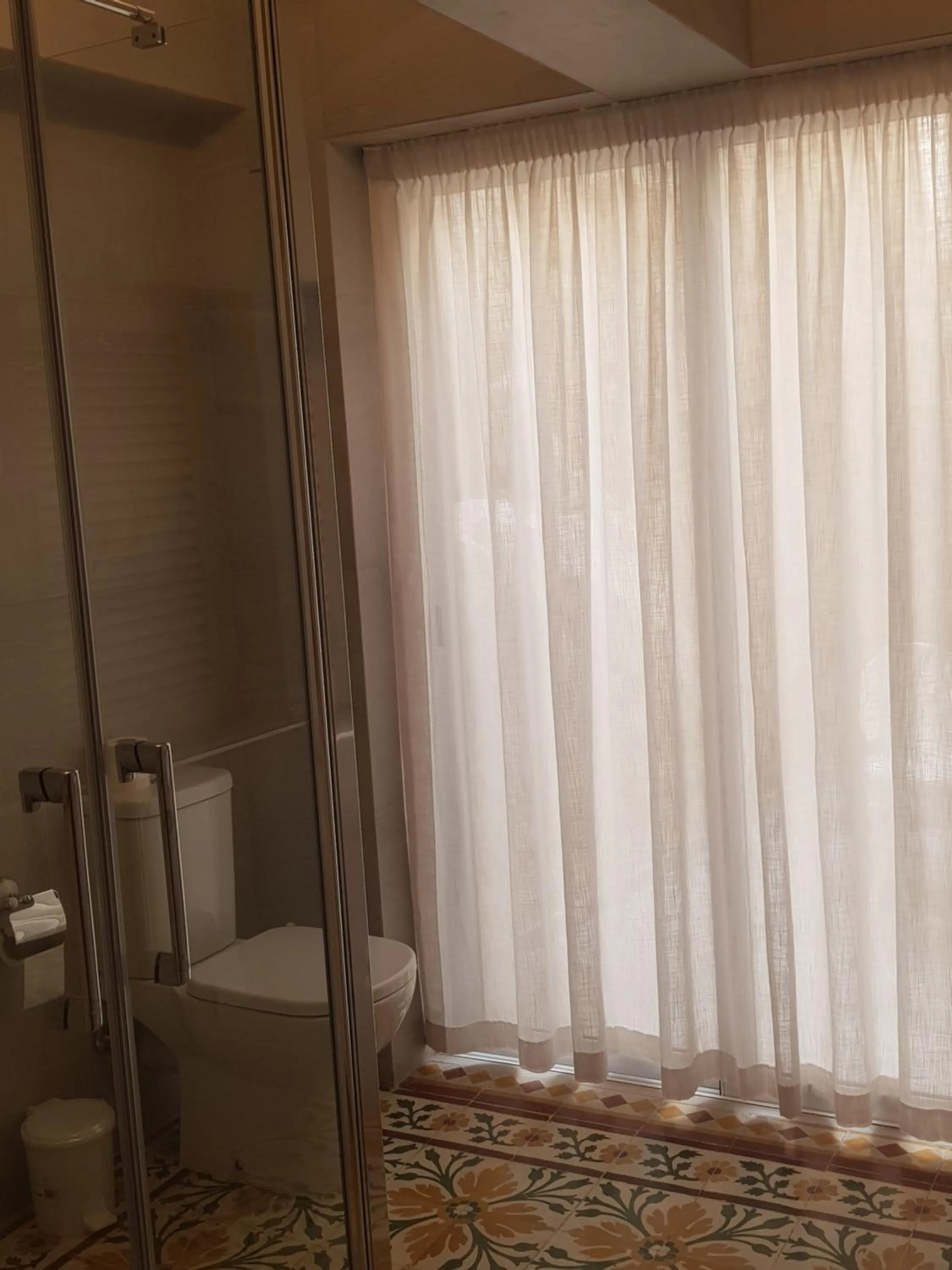 Bathroom in Tal-Kampjin
