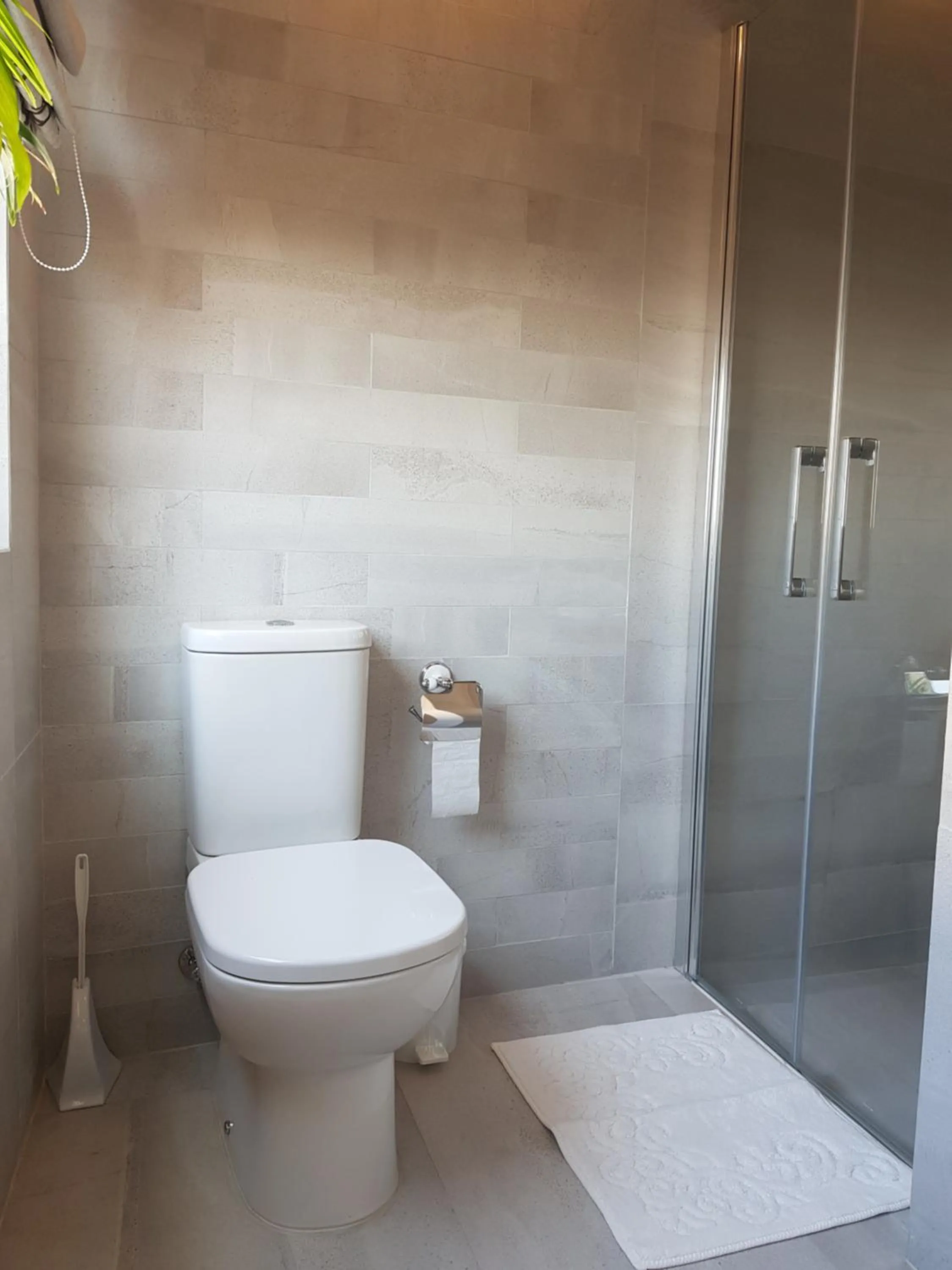 Bathroom in Tal-Kampjin