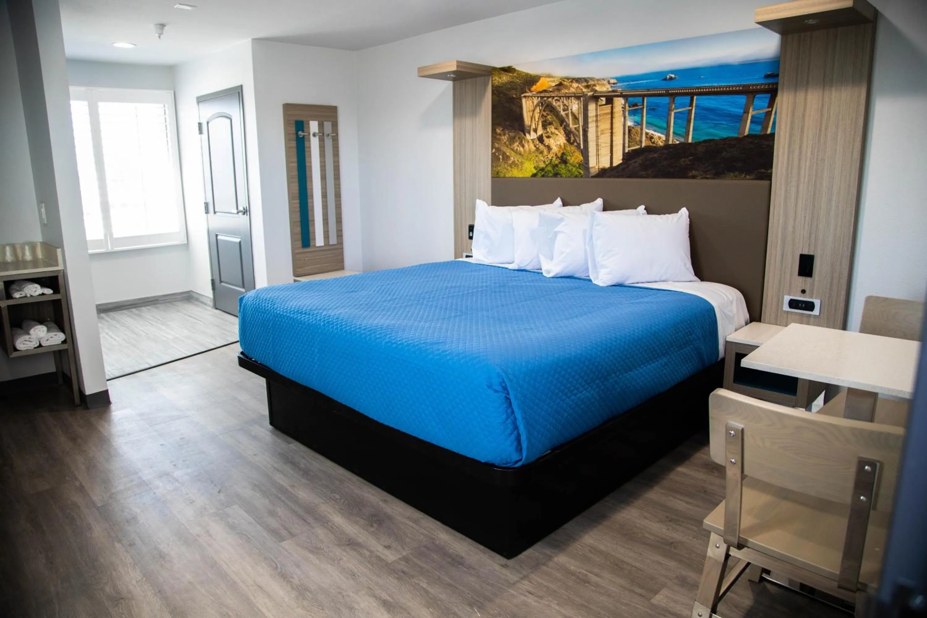 Bed in Pico Rivera Inn and Suites