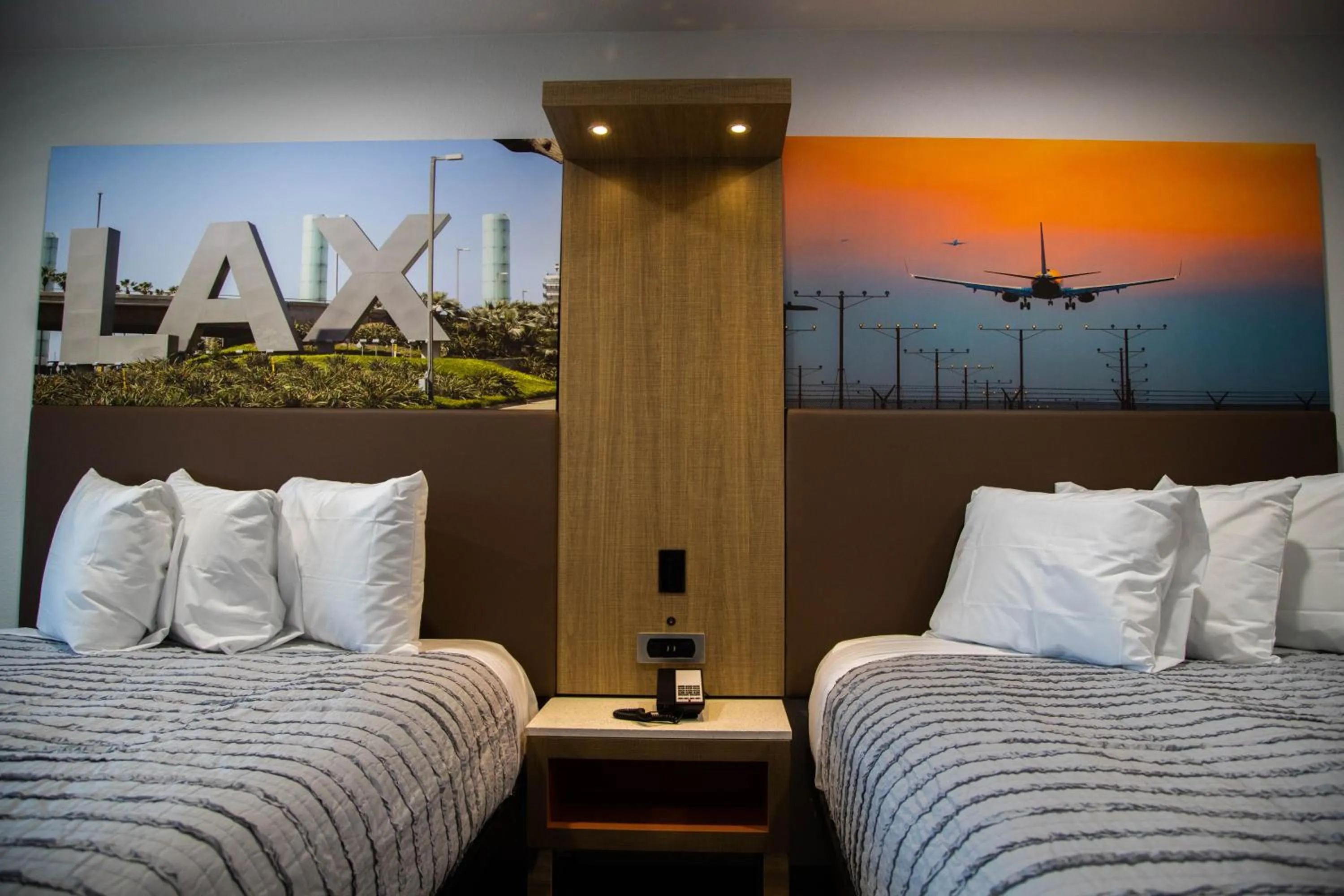 Bed in Pico Rivera Inn and Suites