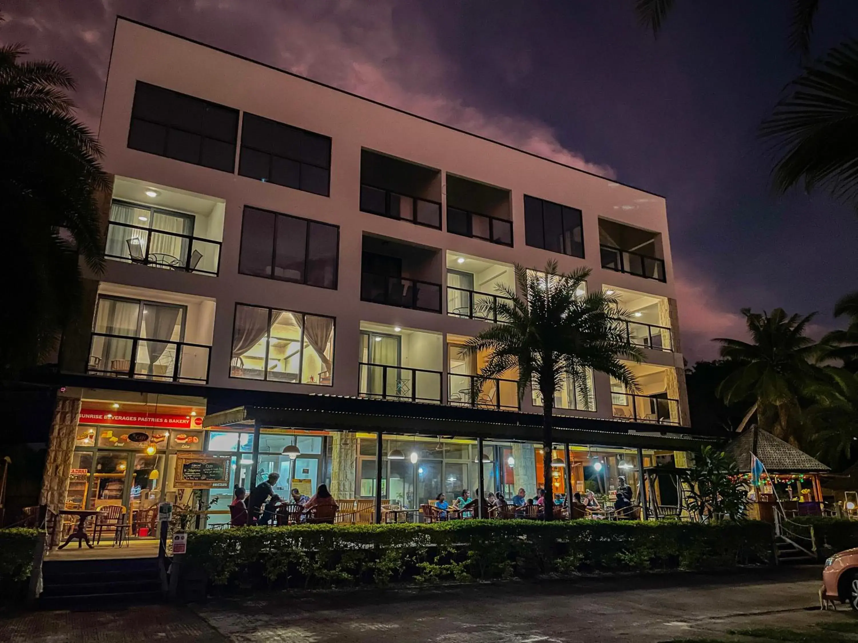 Property building in Ramada Suites By Wyndham Seafront Coral Coast Property building in Ramada Suites By Wyndham Seafront Coral Coast