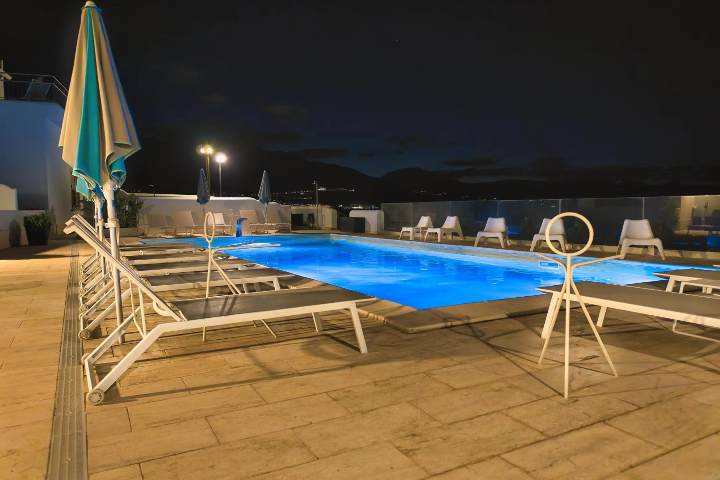 Night in Hotel La Battigia