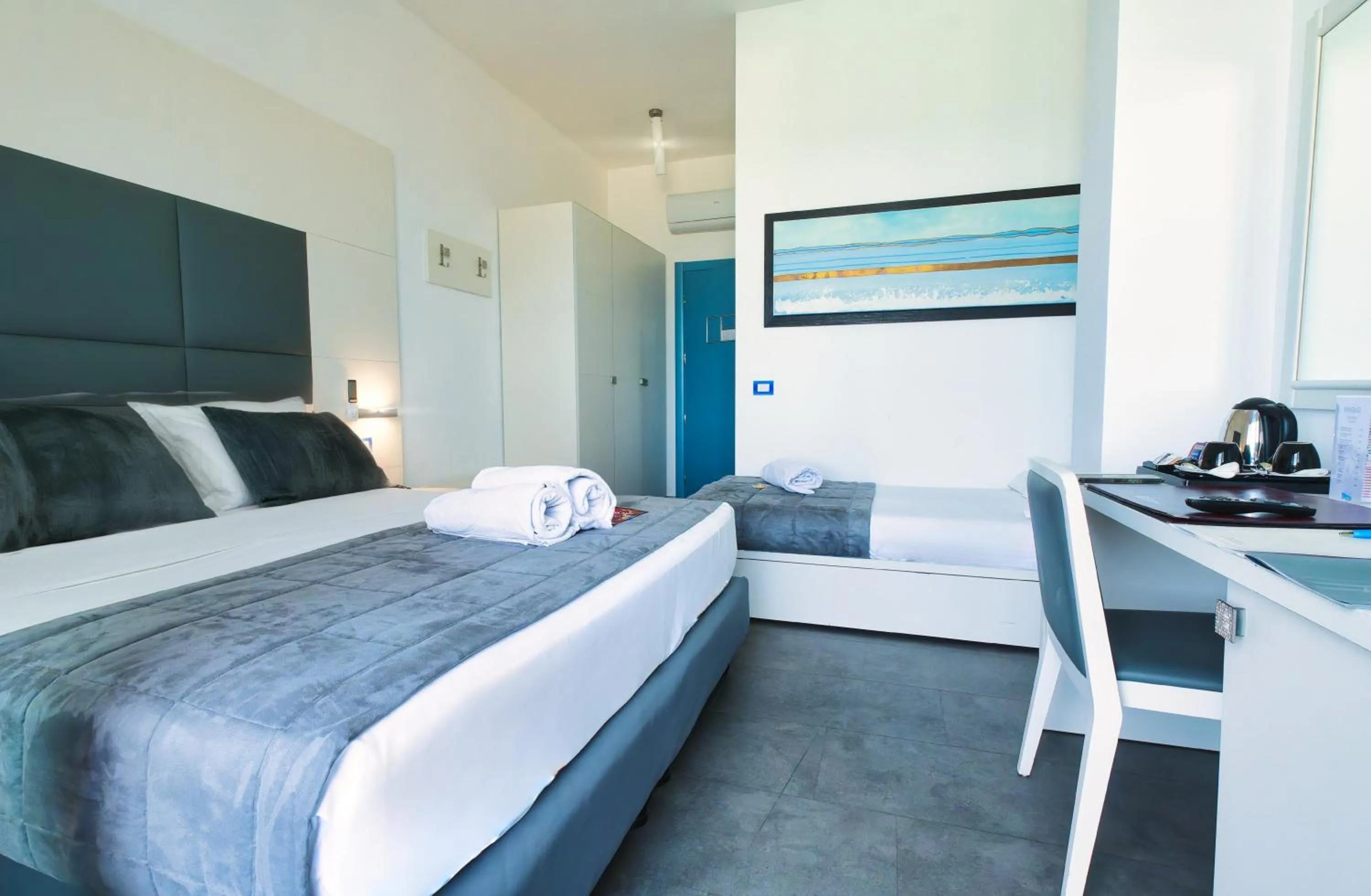 Bed in Hotel La Battigia